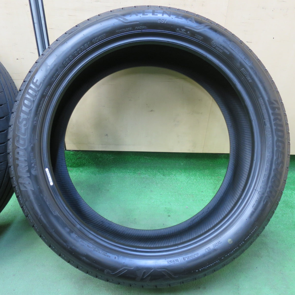 バリ溝！25年！9.5分★235/50R21 ブリヂストン アレンザ 001 タイヤ 21インチ レクサス RX ジャガー インフィニティ 等★5102806イノタ