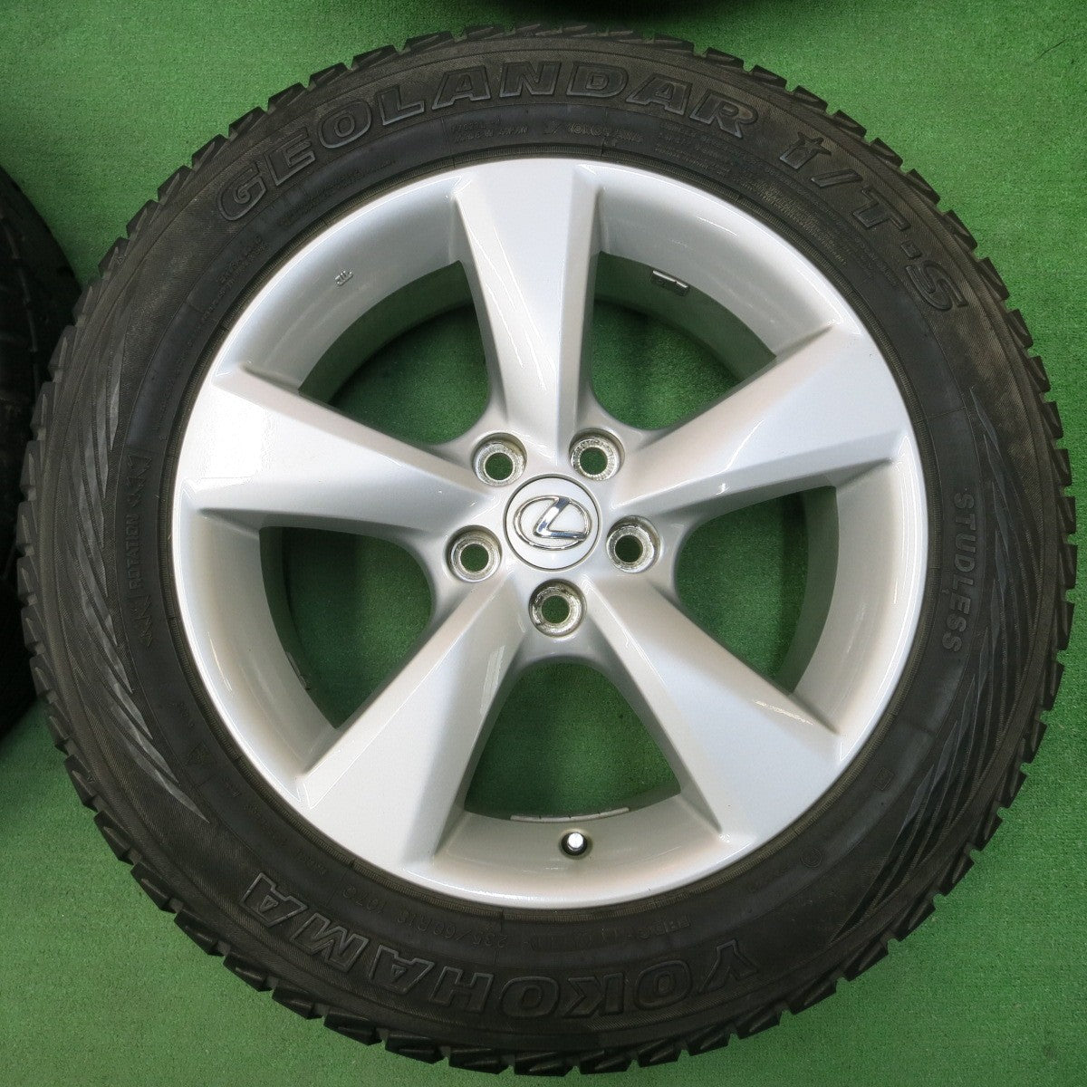 *送料無料* キレイ★レクサス RX450h 純正 235/60R18 スタッドレス ヨコハマ ジオランダー i/T-S 18インチ PCD114.3/5H★4040901イス
