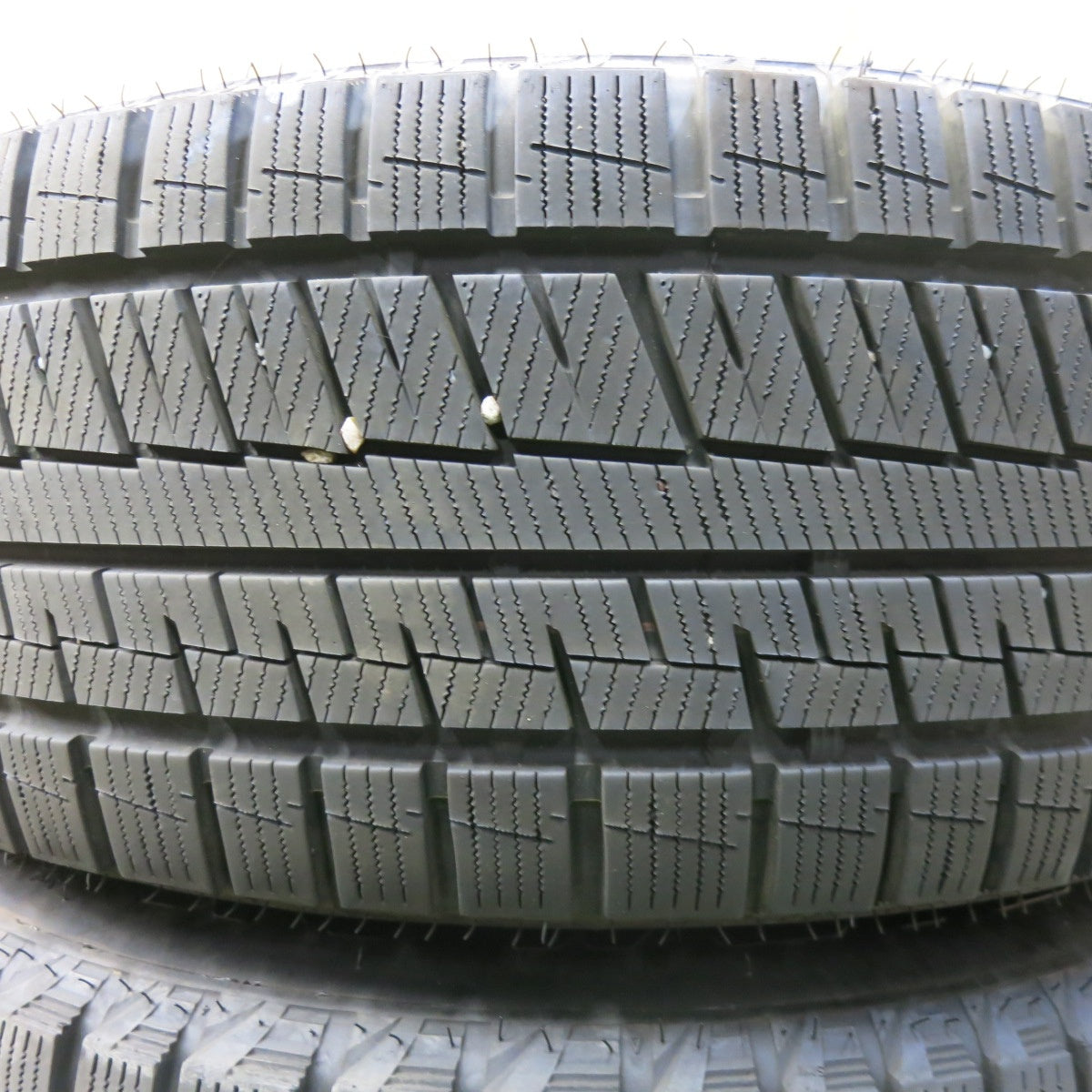 バリ溝！22年！9分★プジョー 308 等 EUROTECH GAYA SOLI 205/60R16 スタッドレス グリップマックス GRIP ICE X ユーロテック ガヤ ソリ PCD108/5H★5082605SKス