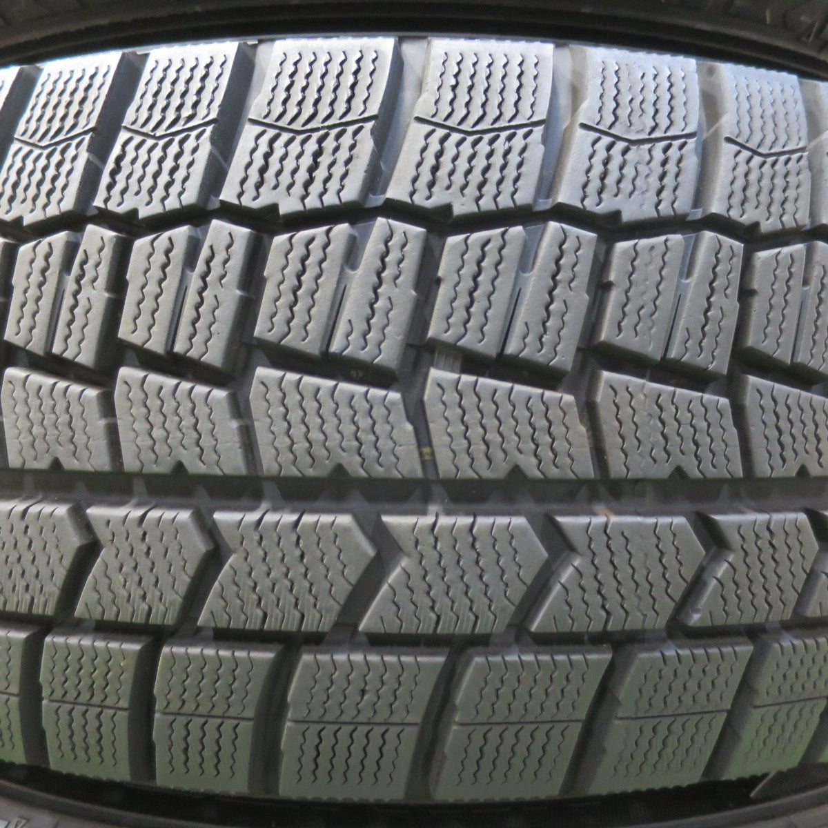 バリ溝！21年！キレイ！9.5分★BMW 等 smartline 365 225/55R17 スタッドレス ダンロップ ウインターマックス WM02 スマートライン 17インチ PCD112/5H★5103004イス