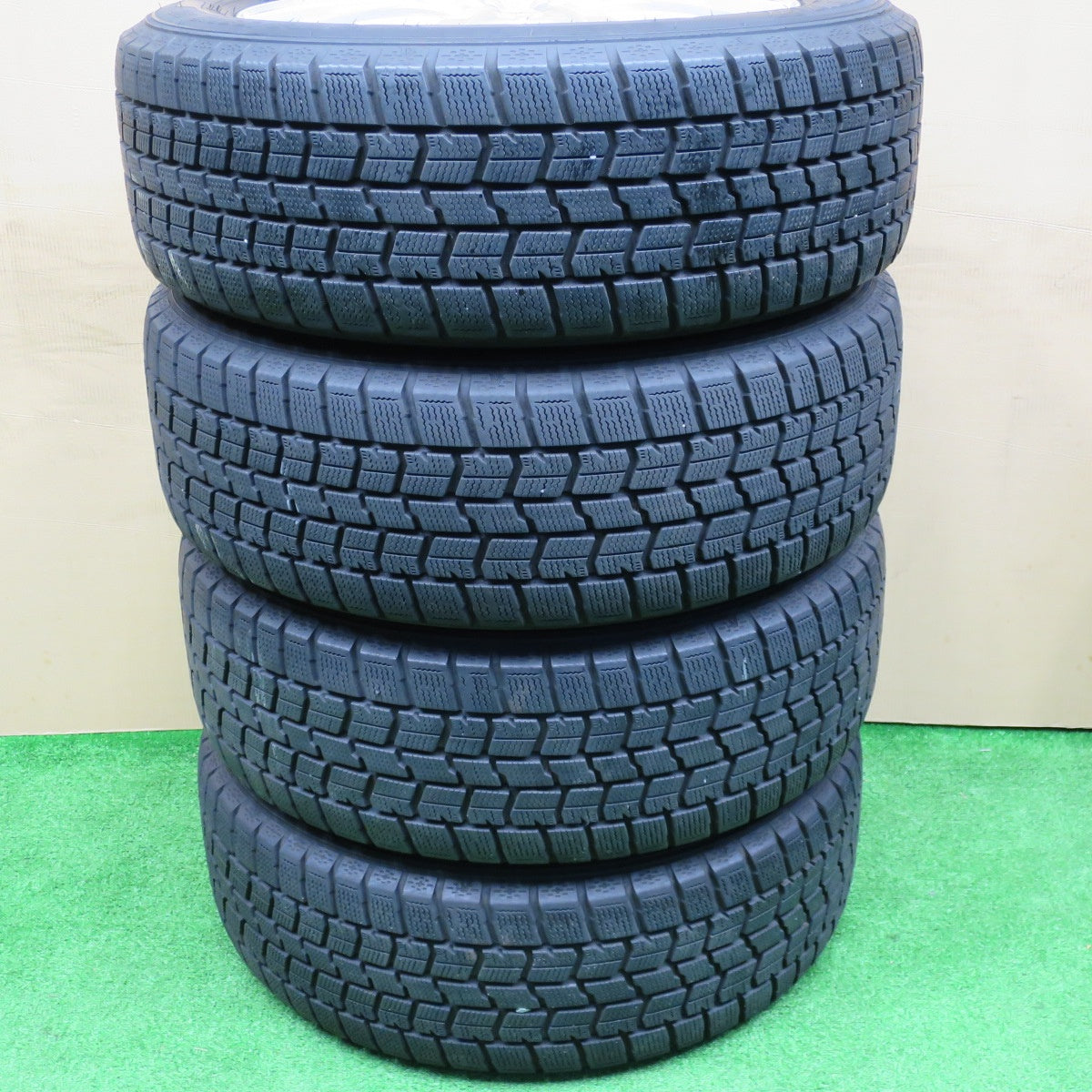 バリ溝！22年！9.5分★プリウス 等 205/55R16 スタッドレス グッドイヤー アイスナビ7 ravrion RS01 ラブリオン 16インチ PCD100/5H★5122104NKス