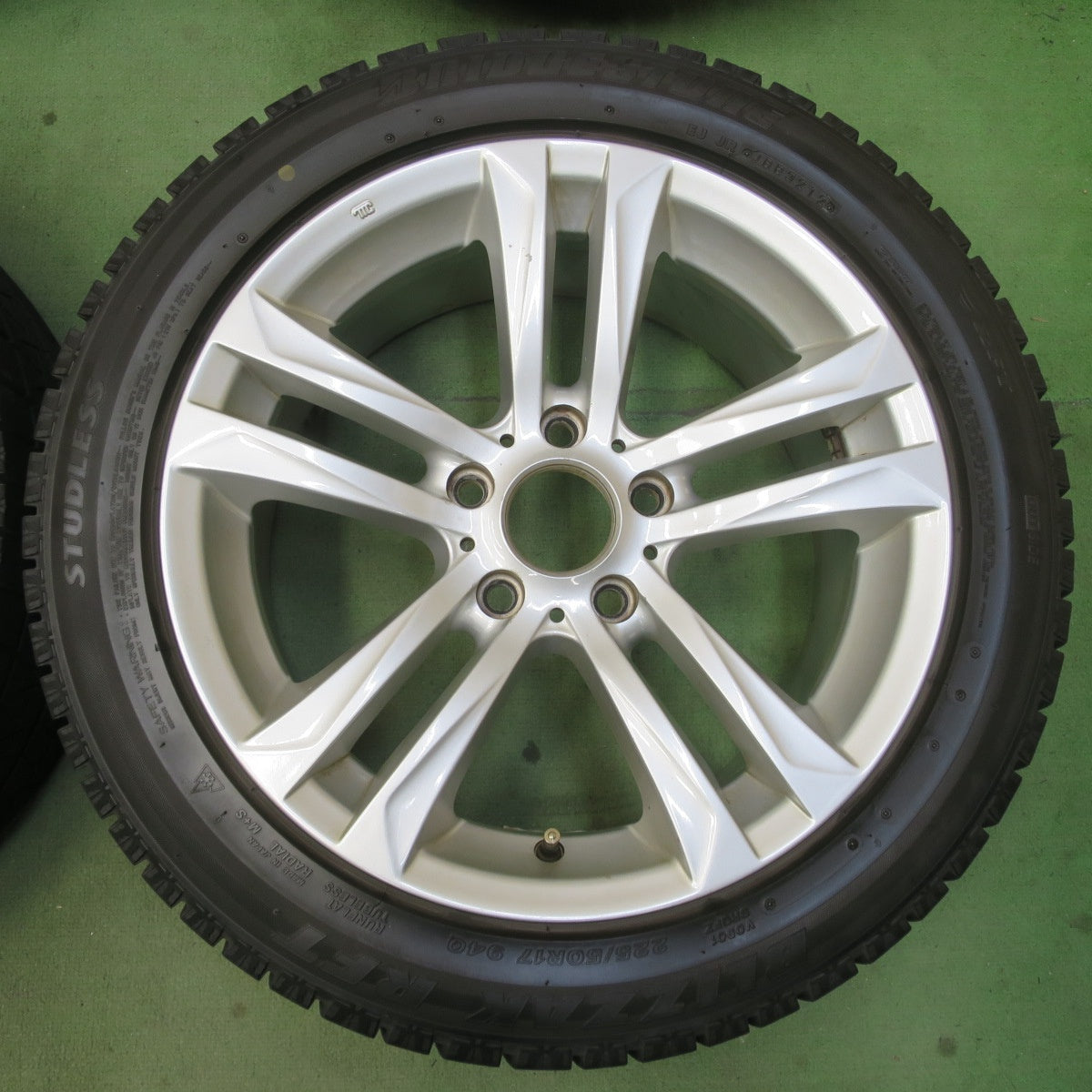 4本価格★BMW 等 MAK BIMMER 225/50R17 スタッドレス ブリヂストン ブリザック RFT ランフラット ビマー 17インチ PCD120/5H★6042807イス
