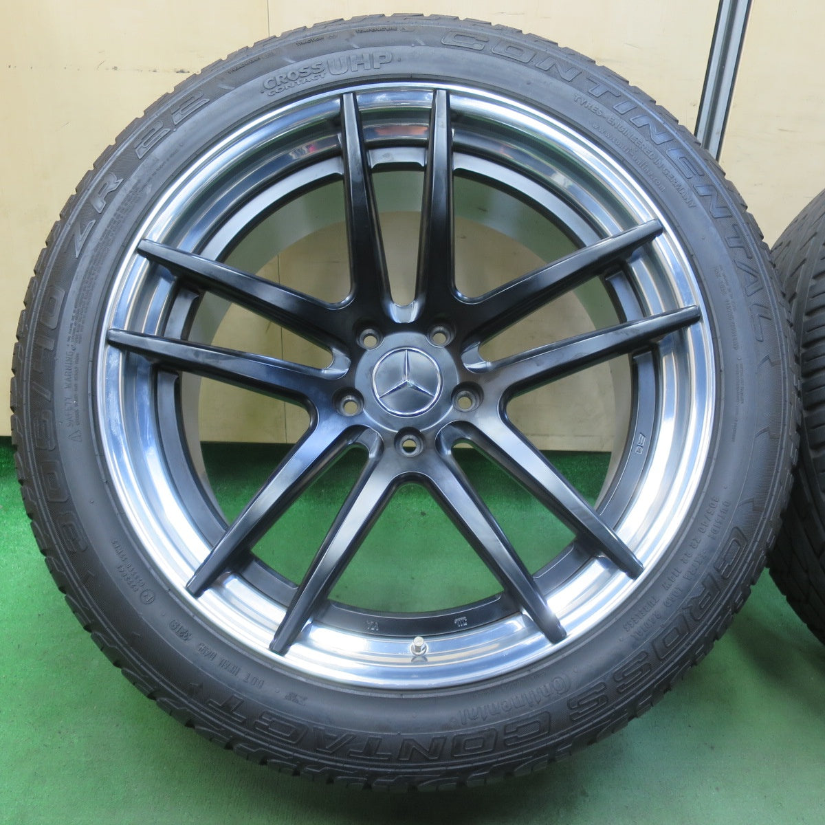 バリ溝！キレイ！9.5分★ベンツ 等 BC FORGED 305/40R22 コンチネンタル クロスコンタクト UHP BCフォージド 22インチ PCD130/5H★5090701IMノ