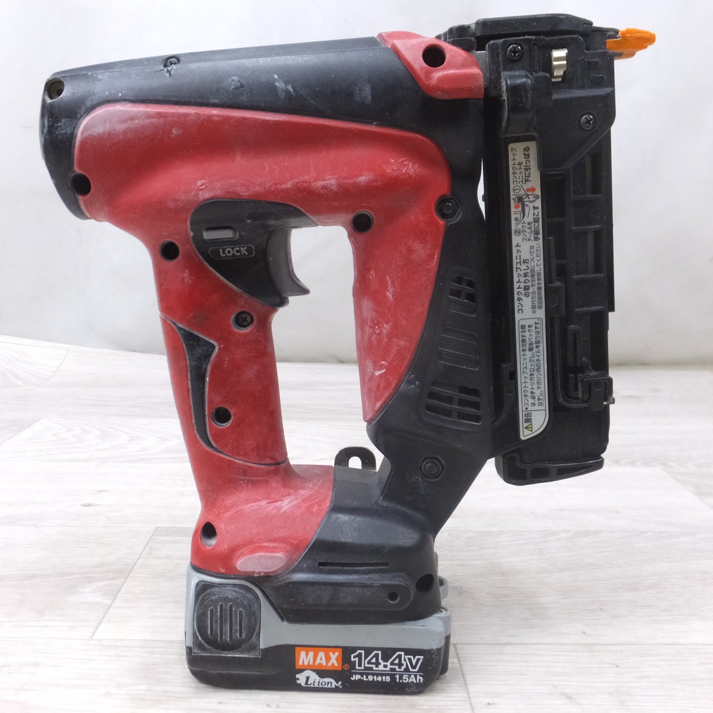 [送料無料] ◆マックス MAX 14.4v 35mm 充電式 ピンネイラ TJ-35P1 バッテリー ピン釘打機 電動 工具◆