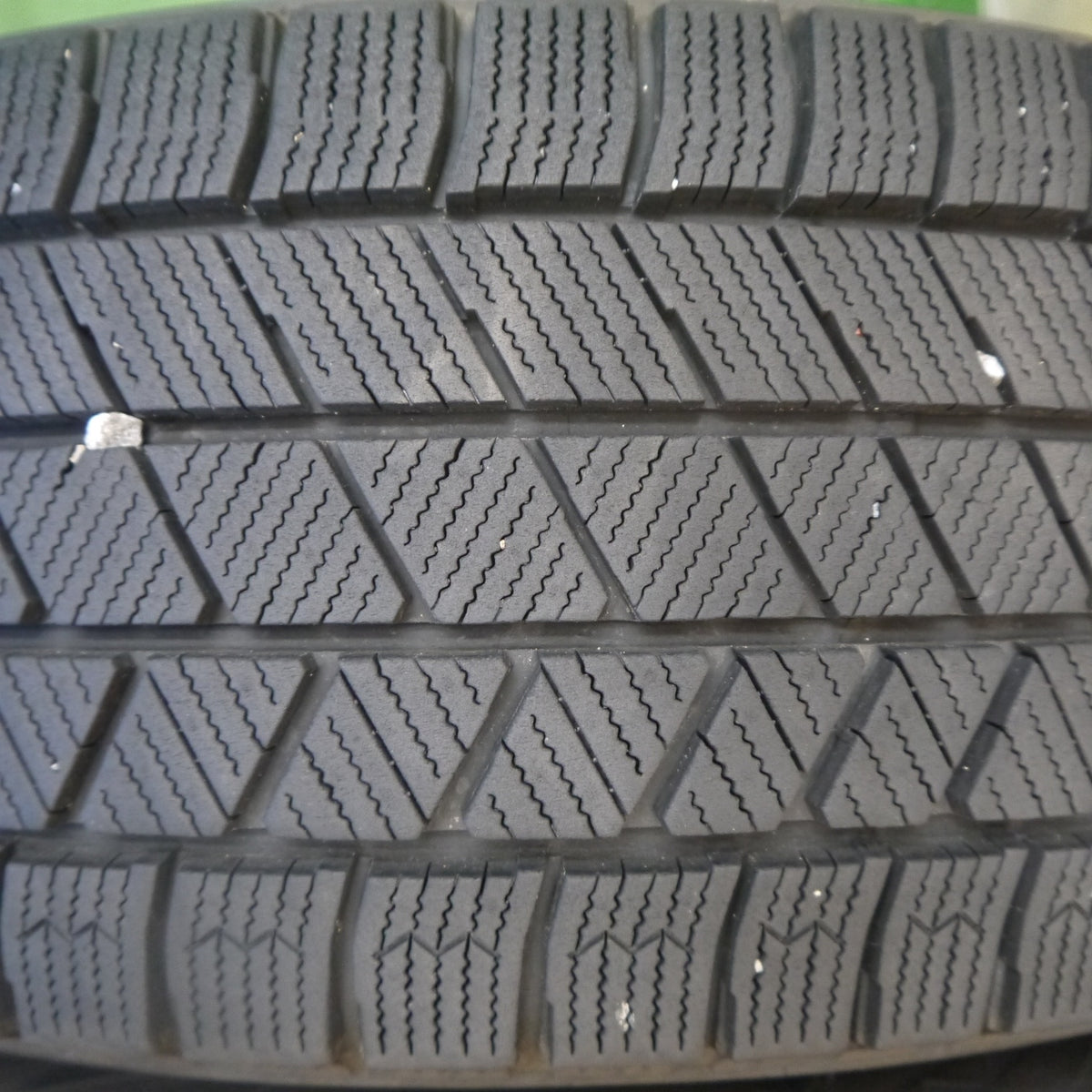 バリ溝！22年！キレイ！9分◎ライズ ロッキー 等 195/65R16 スタッドレス ブリヂストン ブリザック VRX3 BALMINUM K10 バルミナ 16インチ PCD100/5H◎6083102Hス