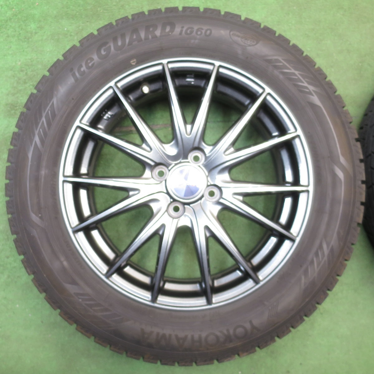 バリ溝！23年！キレイ！9.5分★スタッドレス 195/65R16 ヨコハマ アイスガード iG60 VELVA SPORTZ ヴェルヴァ 16インチ PCD100/4H★6042105NJス
