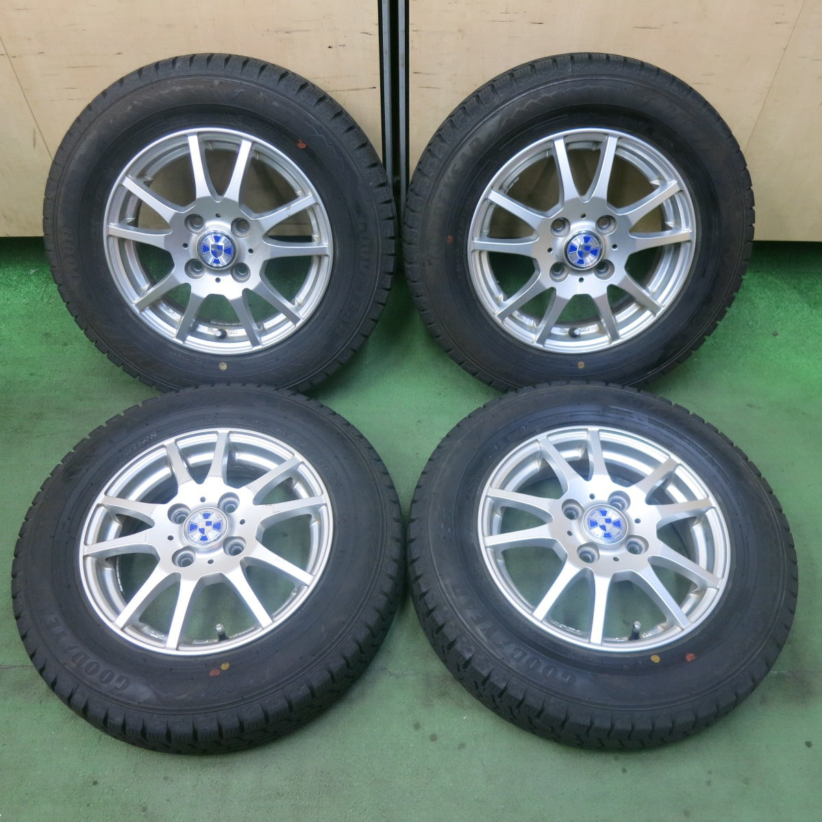 4本価格！23年★スタッドレス 145/80R13 グッドイヤー アイスナビ8 GMach 13インチ PCD100/4H★5120102SKス