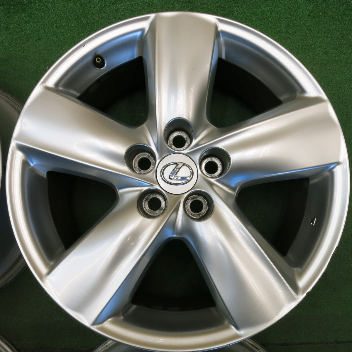 4本価格★レクサス LS 460 バージョンS 純正 ホイール 19インチ 19×8J PCD120/5H★6070902HAホ