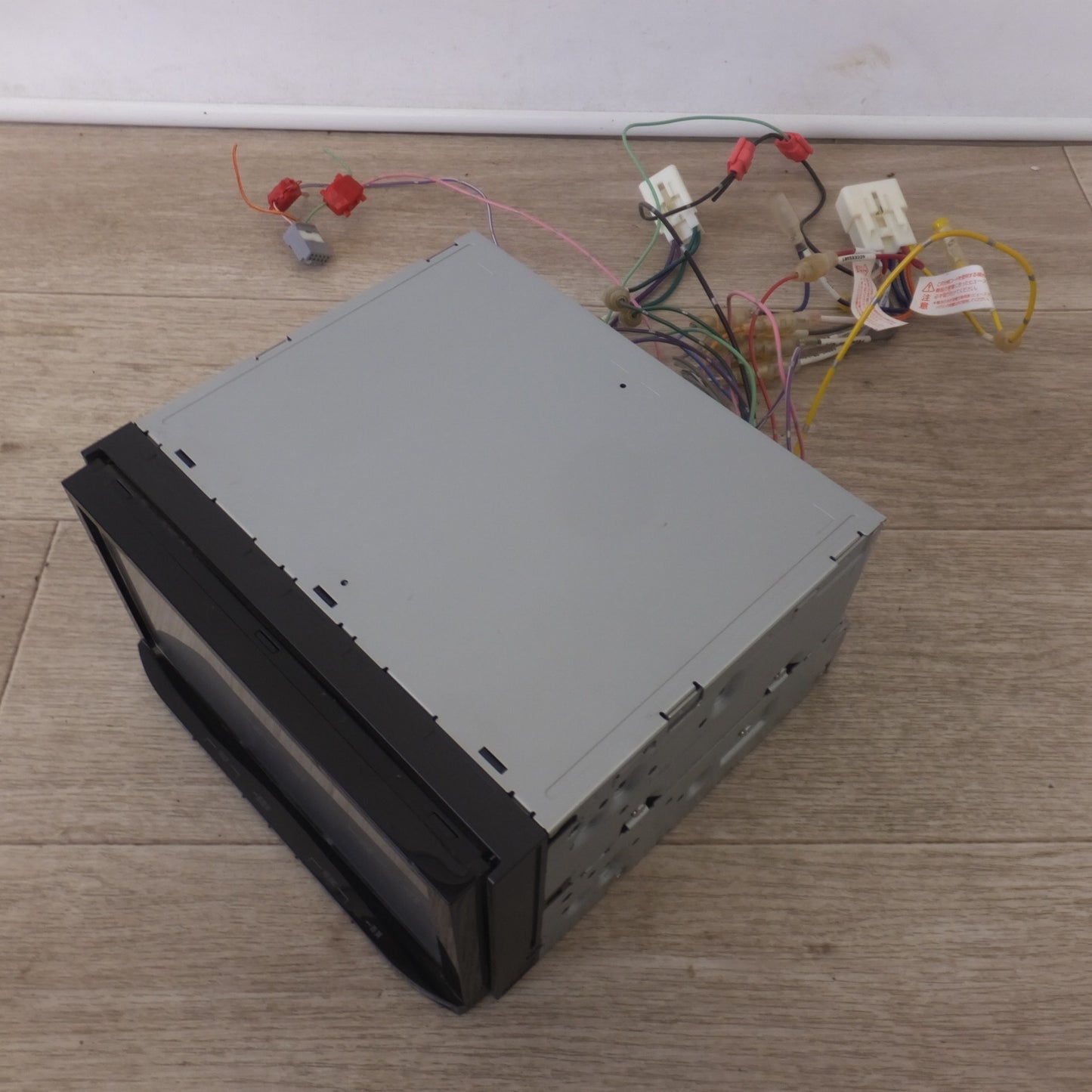 [送料無料] ★カロッツェリア carrozzeria AV一体型メモリーナビゲーション 楽ナビ AVIC-MRZ02[16]★