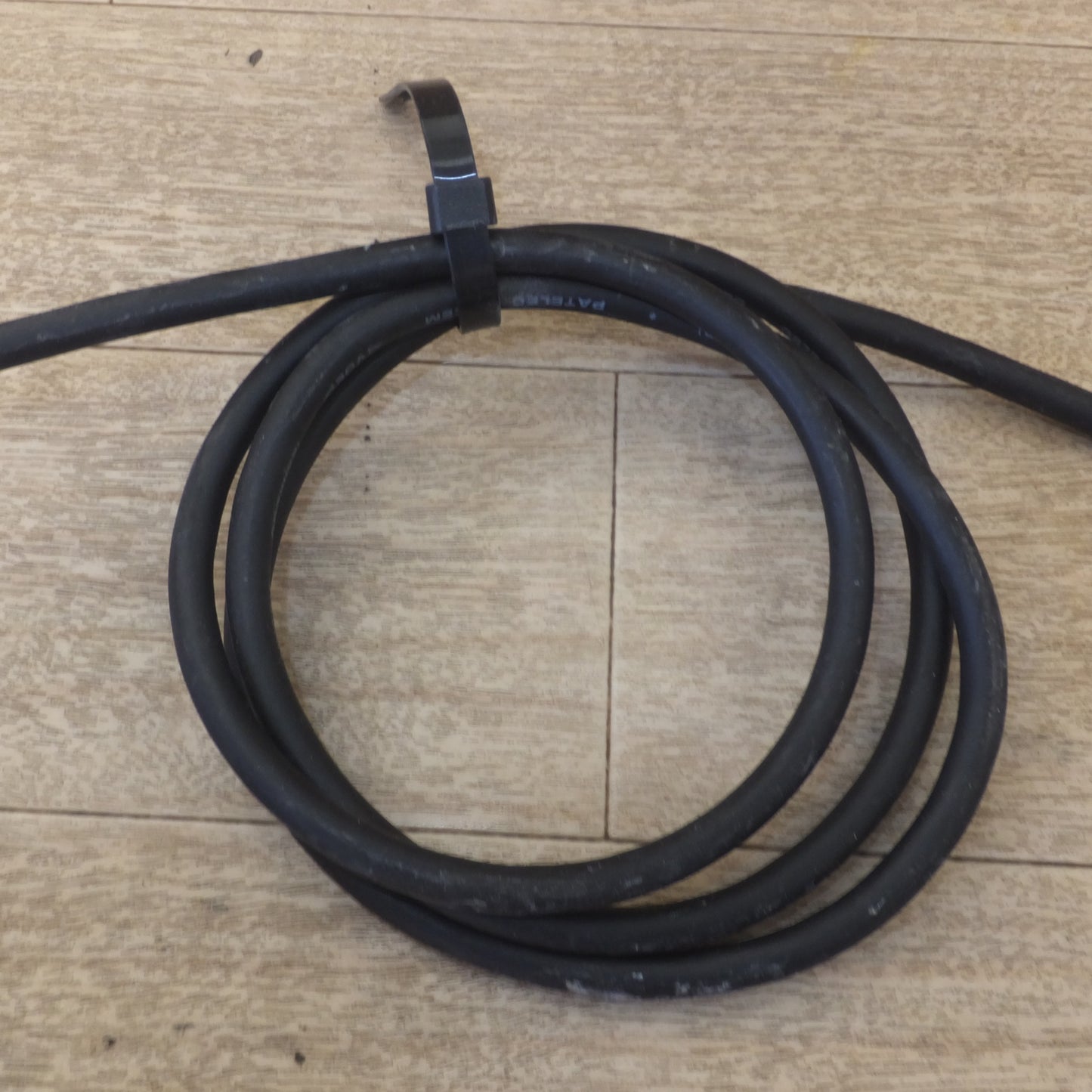 [送料無料] 美品★マキタ makita バッテリアダプタ BAP18E 18V　バッテリボタン側コード★