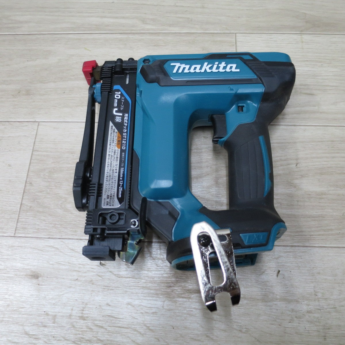 [送料無料] ◆マキタ 充電 式 タッカ ST121D 18V 電動 工具 本体 のみ 18V 10mm×13～25mm コードレス Makita◆