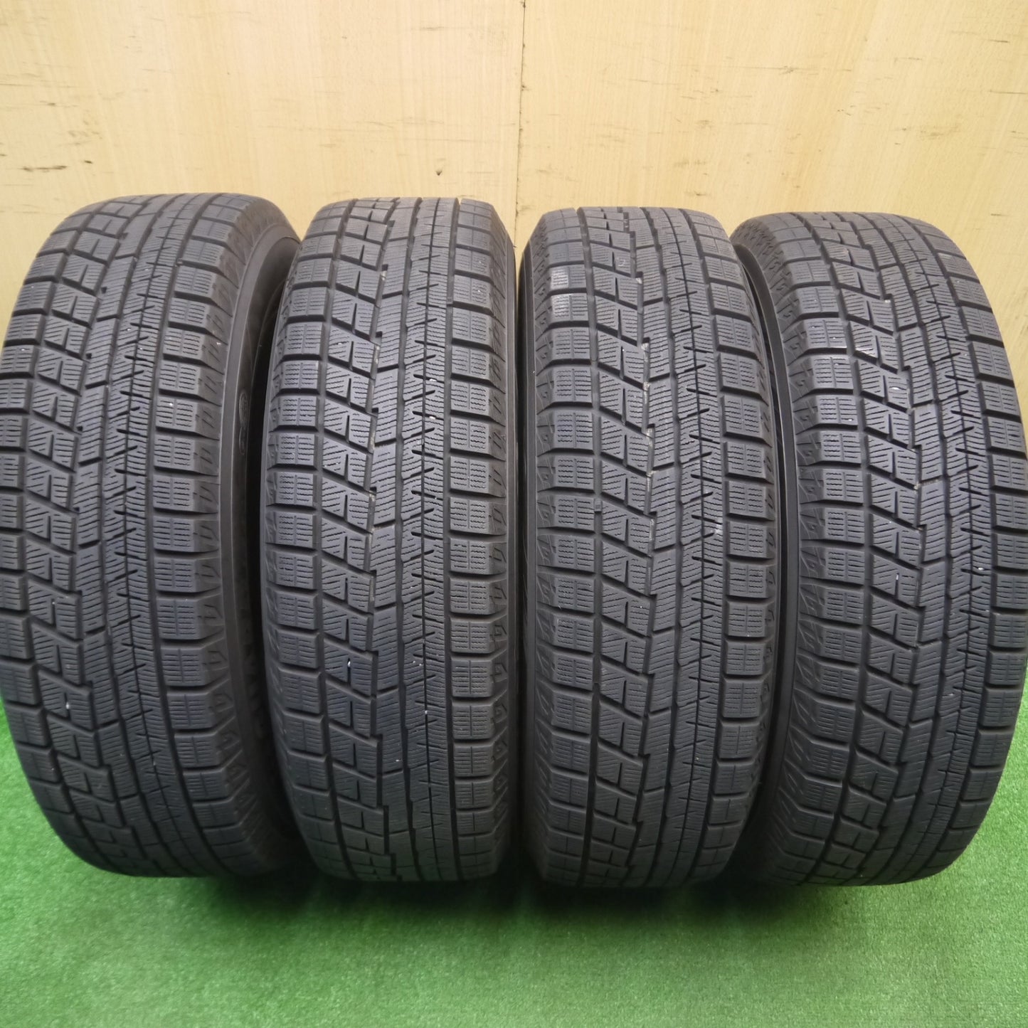 [送料無料] バリ溝！22年！キレイ！9.5分★スタッドレス 185/65R15 ヨコハマ アイスガード iG60 SMACK ENKEI スマック エンケイ PCD100/4H★4101103Hス