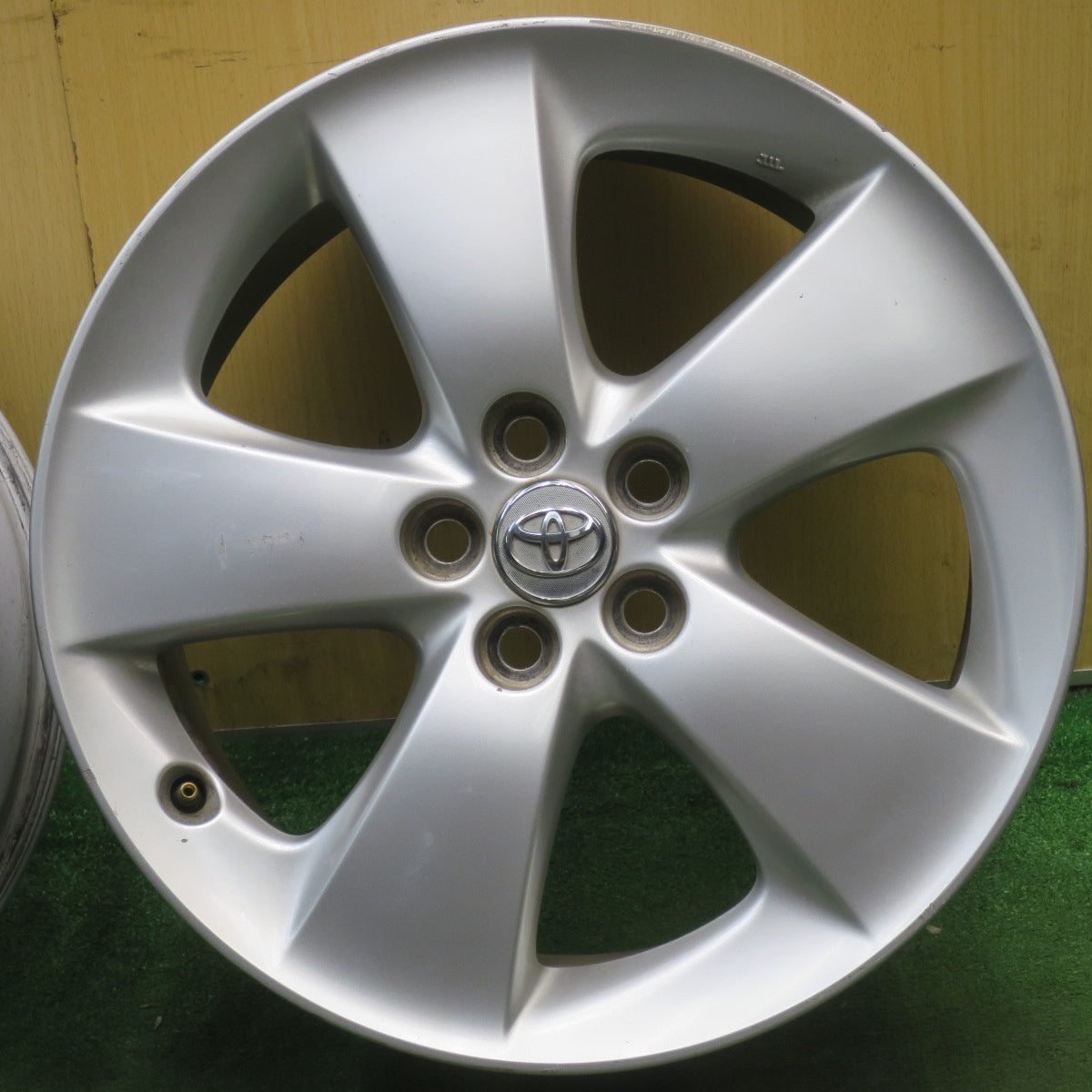 4本価格★トヨタ 30系 プリウス S G ツーリング 純正 ホイール 17インチ 17×7J PCD100/5H★5100601NJホ