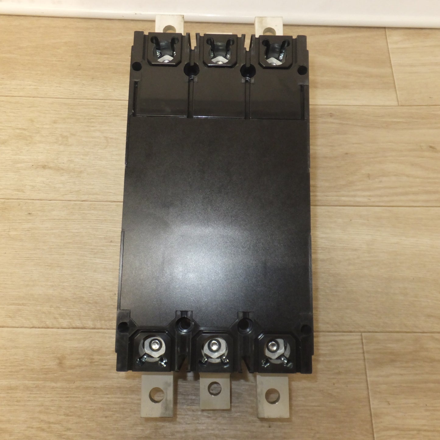 [送料無料] 未使用★日立 HITACHI ヒューズフリー遮断器 S-400 3P 600V 50/60Hz★
