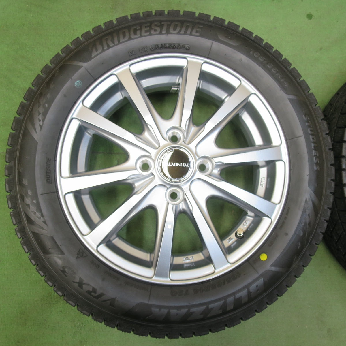 未使用！25年★スタッドレス 165/65R14 ブリヂストン ブリザック VRX3 BALMINUM LS10 バルミナ 14インチ PCD100/4H★5122303イス