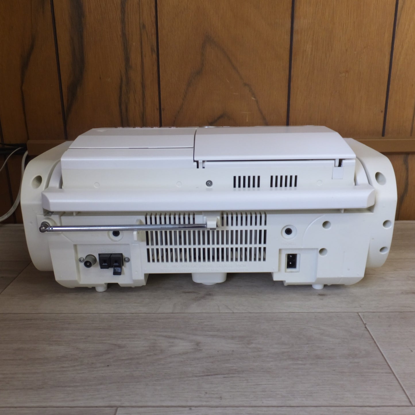 [送料無料] キレイ★日本ビクター Victor 2007年製 CD-MDポータブルシステム  RC-L1MD-P　AC100V 50/60Hz 27W★