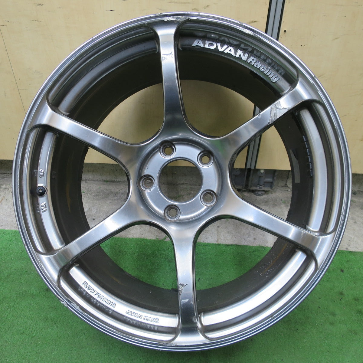 ファル1　メルカリ便変更分1/2　ADVANレーシング アドバン レーシング RZ2 RZII アルミホイール 17×8.5J 5/114.3 +49 タイヤ・ホイール