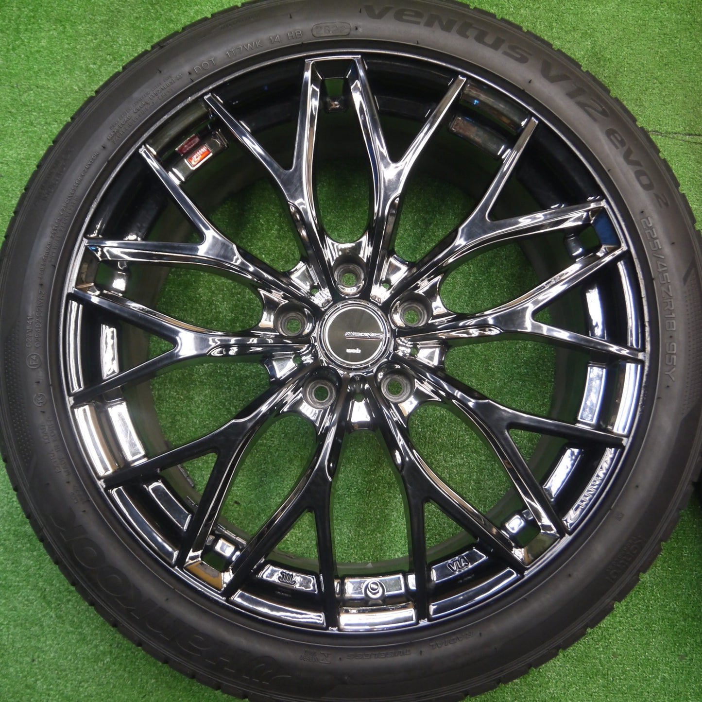 [送料無料] バリ溝！22年！8.5分★LEONIS MX 225/45R18 ハンコック ベンタス V12 evo2 レオニス 18インチ PCD114.3/5H★4091704Hノ