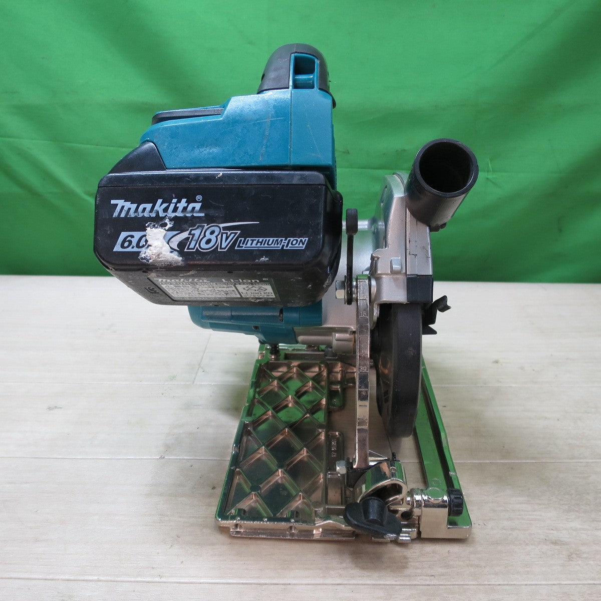 [送料無料] ☆マキタ 125mm 充電式 マルノコ HS475D 電動 工具 切断機 丸のこ 丸ノコ 丸鋸 makita 18V 木工用☆