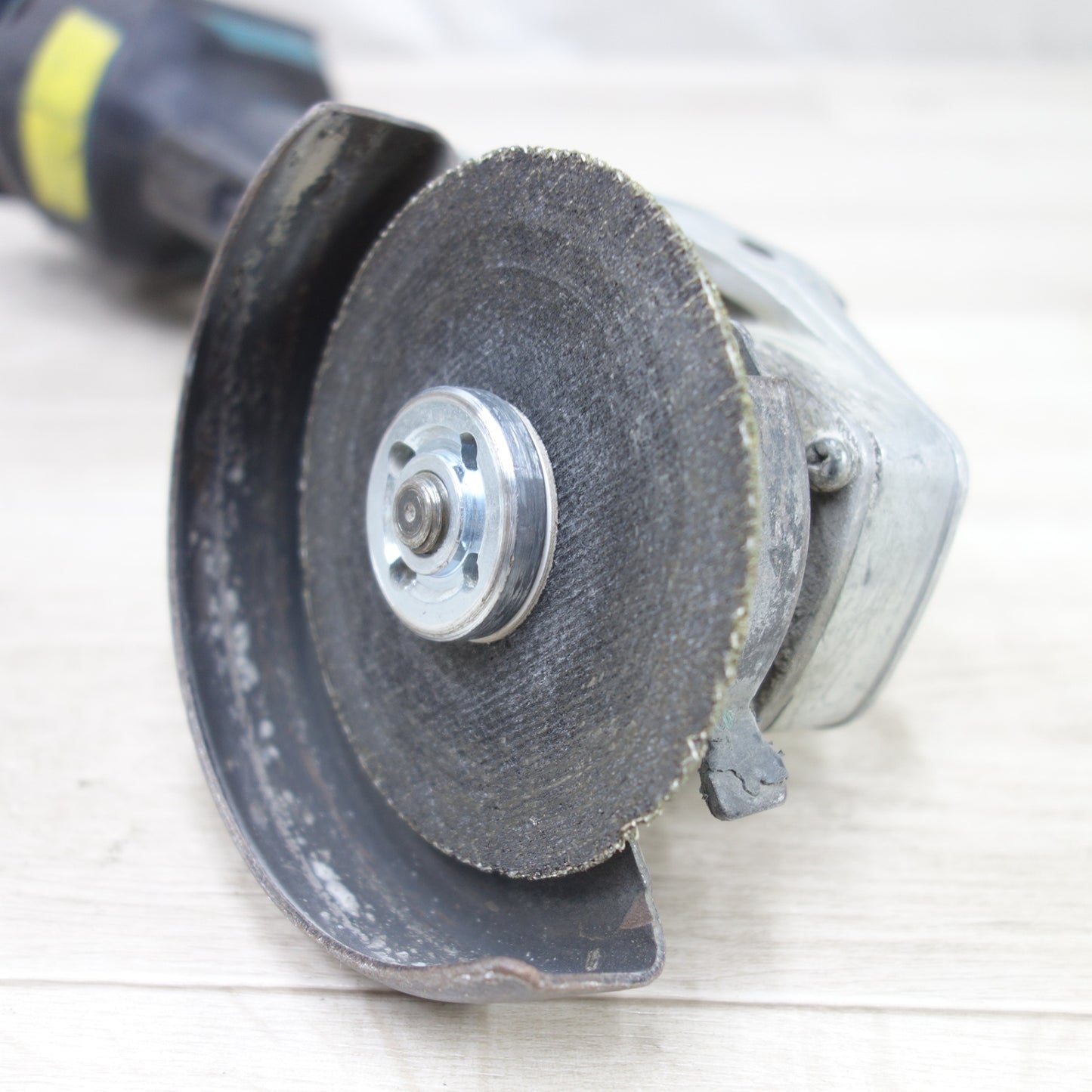 [送料無料] ◆マキタ 100mm 充電式 ディスク グラインダ GA408D 電動 工具 研摩 18V 研磨 機 コードレス Makita◆