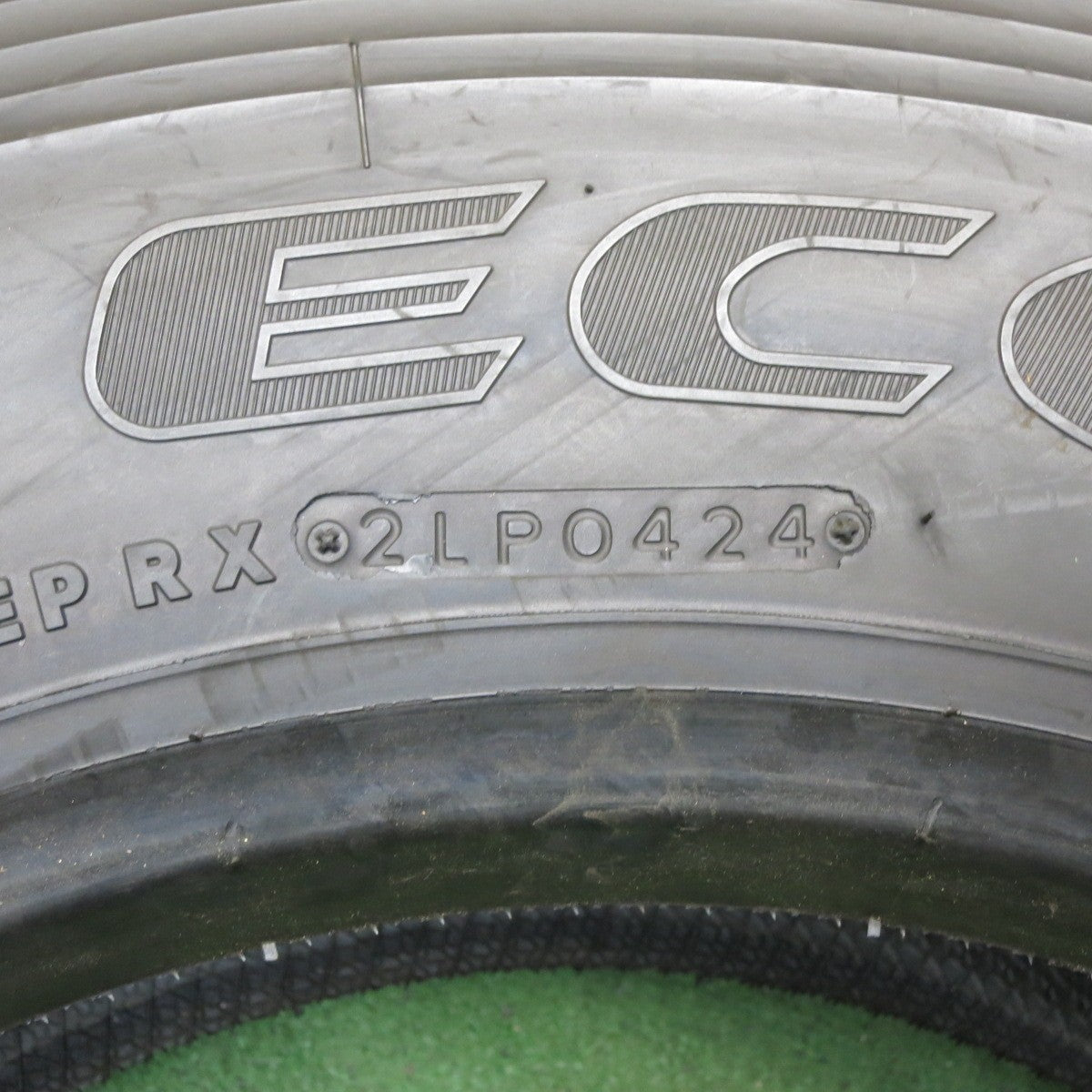 ほぼ未使用！24年！1本◎トラック タイヤ 245/70R19.5 136/134J ブリヂストン エコピア M801 Ⅱ ミックス オールシーズン 19.5インチ◎6101405KKスタ