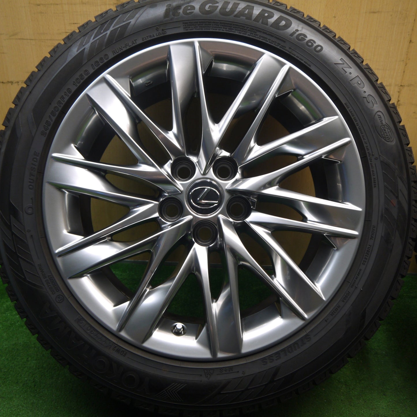 センサー付！バリ溝！キレイ！9.5分★レクサス LS バージョンL 純正 245/50R19 スタッドレス ヨコハマ アイスガード iG60 Z・P・S 19インチ PCD120/5H★5070905Hス