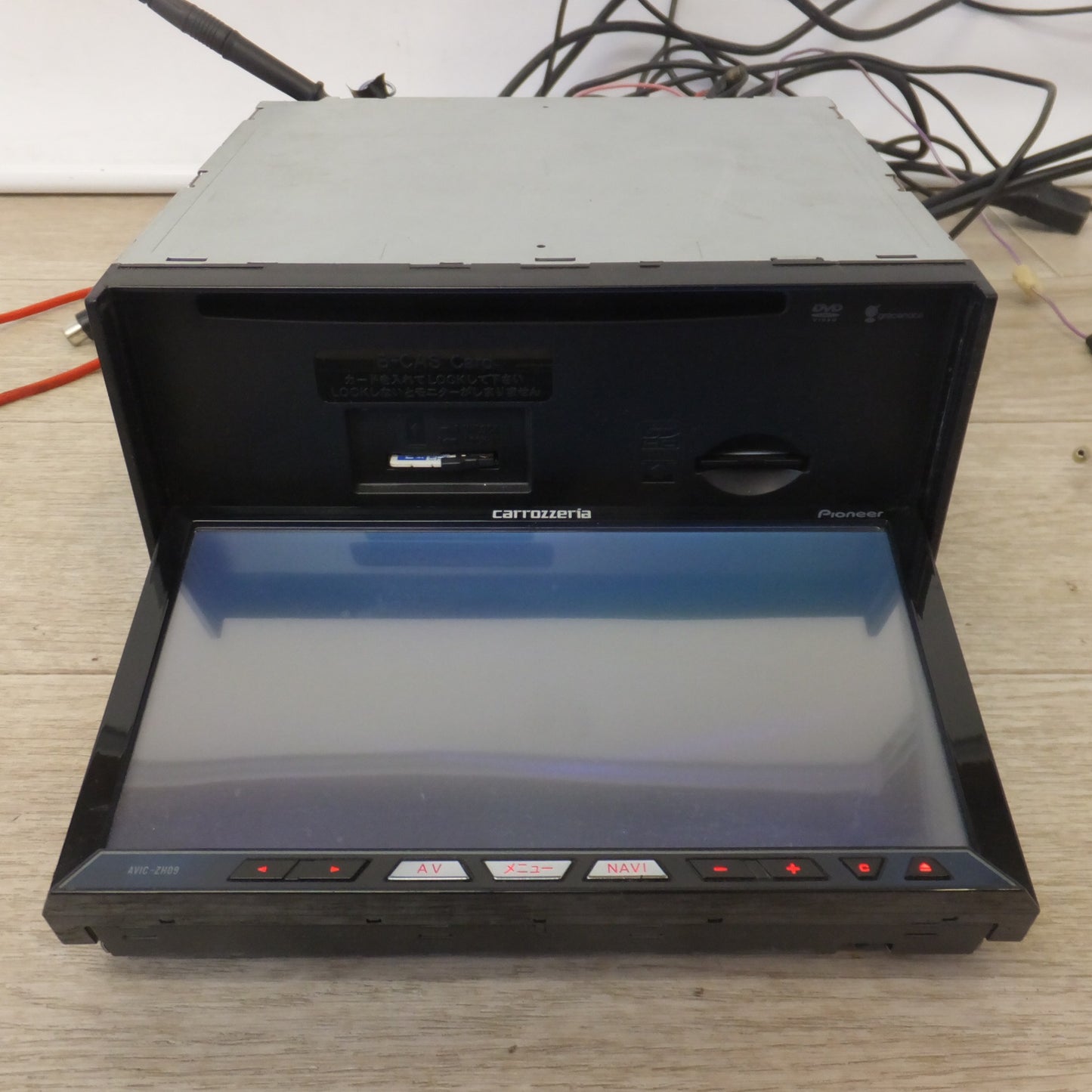 [送料無料] 現状品★カロッツェリア carrozzeria AV一体型HDDナビゲーション サイバーナビ AVIC-ZH09CS(2)★