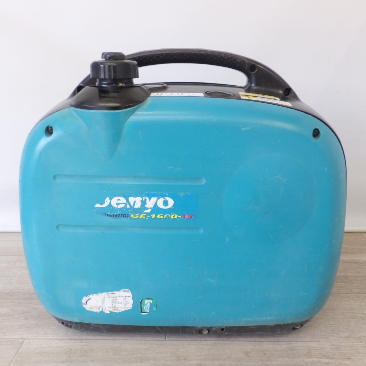 [送料無料] 岐阜発★デンヨー Denyo 小型ガソリン発電機 GE-1600SS-IV インバータ発電機搭載　100V 16A 1.6kVA 50/60Hz★