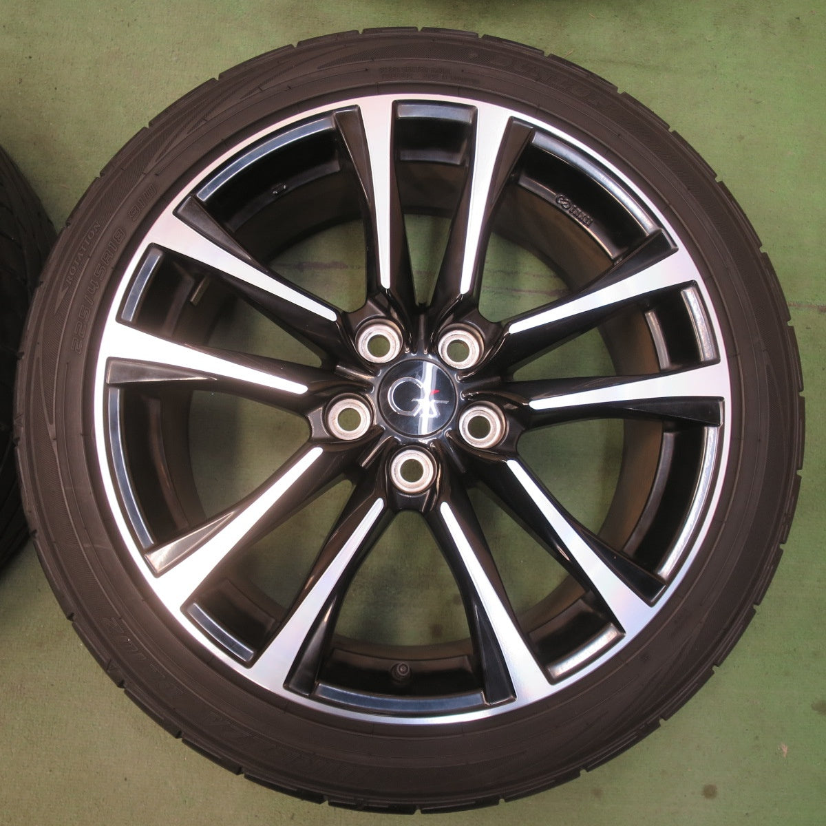 4本価格！23年★トヨタ プリウスα G'z 純正 ENKEI 225/45R18 ダンロップ DIREZZA DZ102 ディレッツァ エンケイ 18インチ PCD114.3/5H★6041305イノ