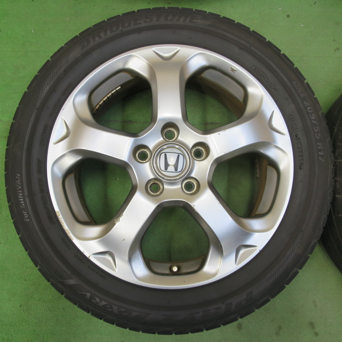 4本価格★ホンダ ストリーム RSZ 純正 205/55R17 ブリヂストン プレイズ PX-RV 17インチ PCD114.3/5H★5062909イノ