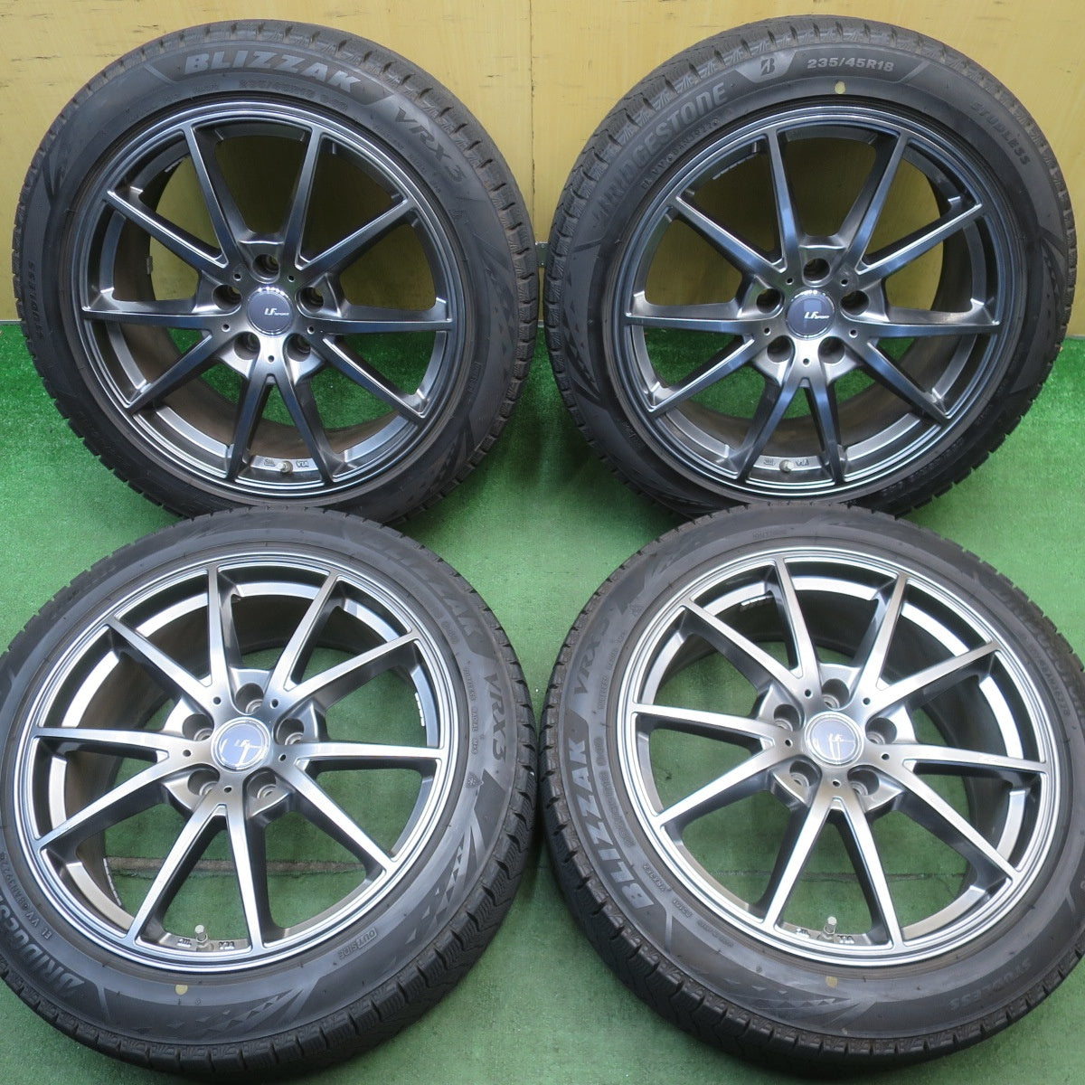 バリ溝！22年！キレイ！9.5分◎スタッドレス 235/45R18 ブリヂストン ブリザック VRX3 LF SPORT 阿部商会 LFスポーツ 18インチ PCD114.3/5H◎6060203NJス