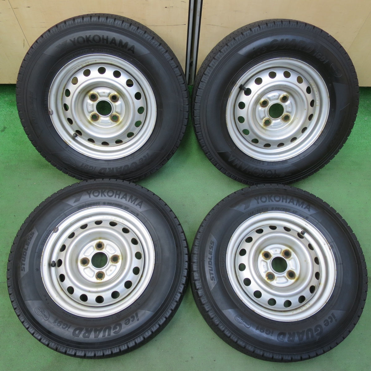 バリ溝！9.5分★スタッドレス 165/80R13 90/88N ヨコハマ アイスガード iG91 スチール ホイール 13インチ PCD100/4H★5093009イス