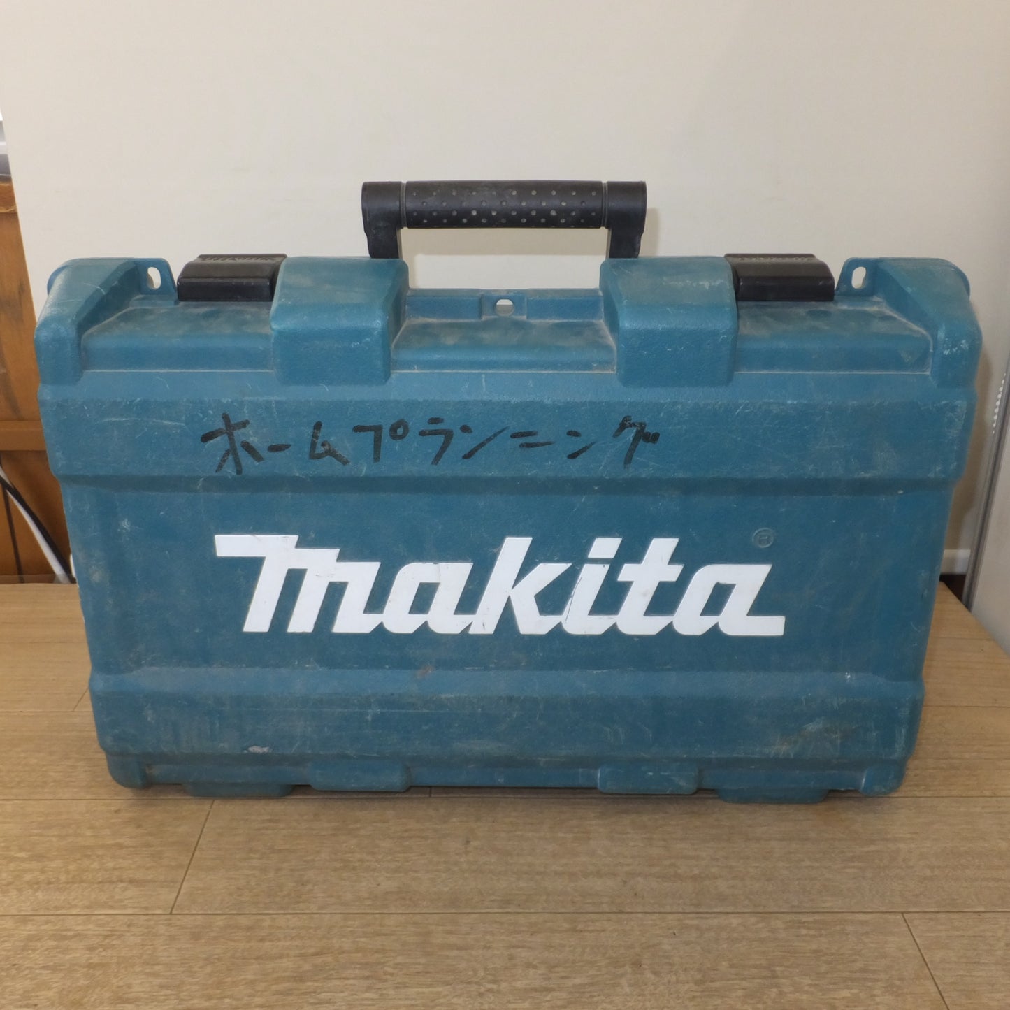 [送料無料] ★マキタ makita 充電式レシプロソー JR184DRF 18V　JR184D 本体のみ★