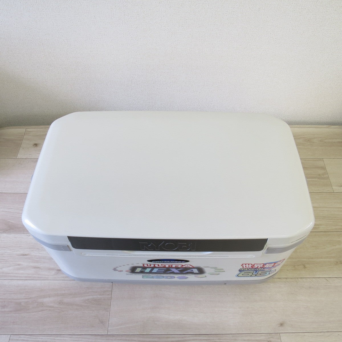 [送料無料] ◇RYOBI PROTARGET ULTRA HEXA 260 6.5倍 クーラー ボックス リョービ プロターゲット ウルトラヘキサ 保冷◇