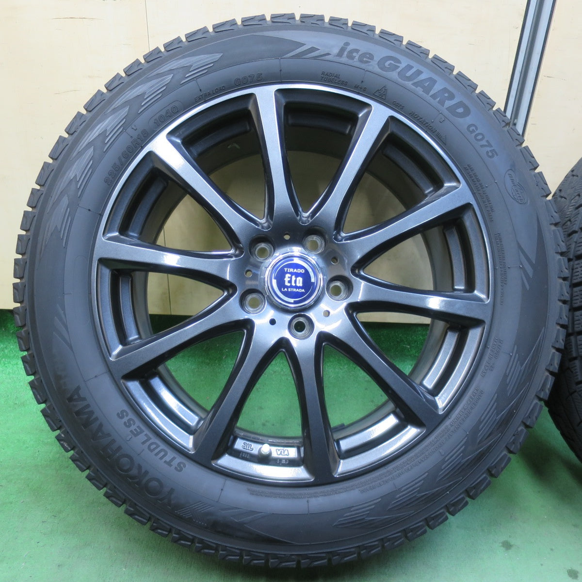 バリ溝！22年！キレイ！9分★スタッドレス 225/60R18 ヨコハマ アイスガード G075 TIRADO Eta LA STRADA ティラード ラストラーダ 18インチ PCD114.3/5H★5122604イス