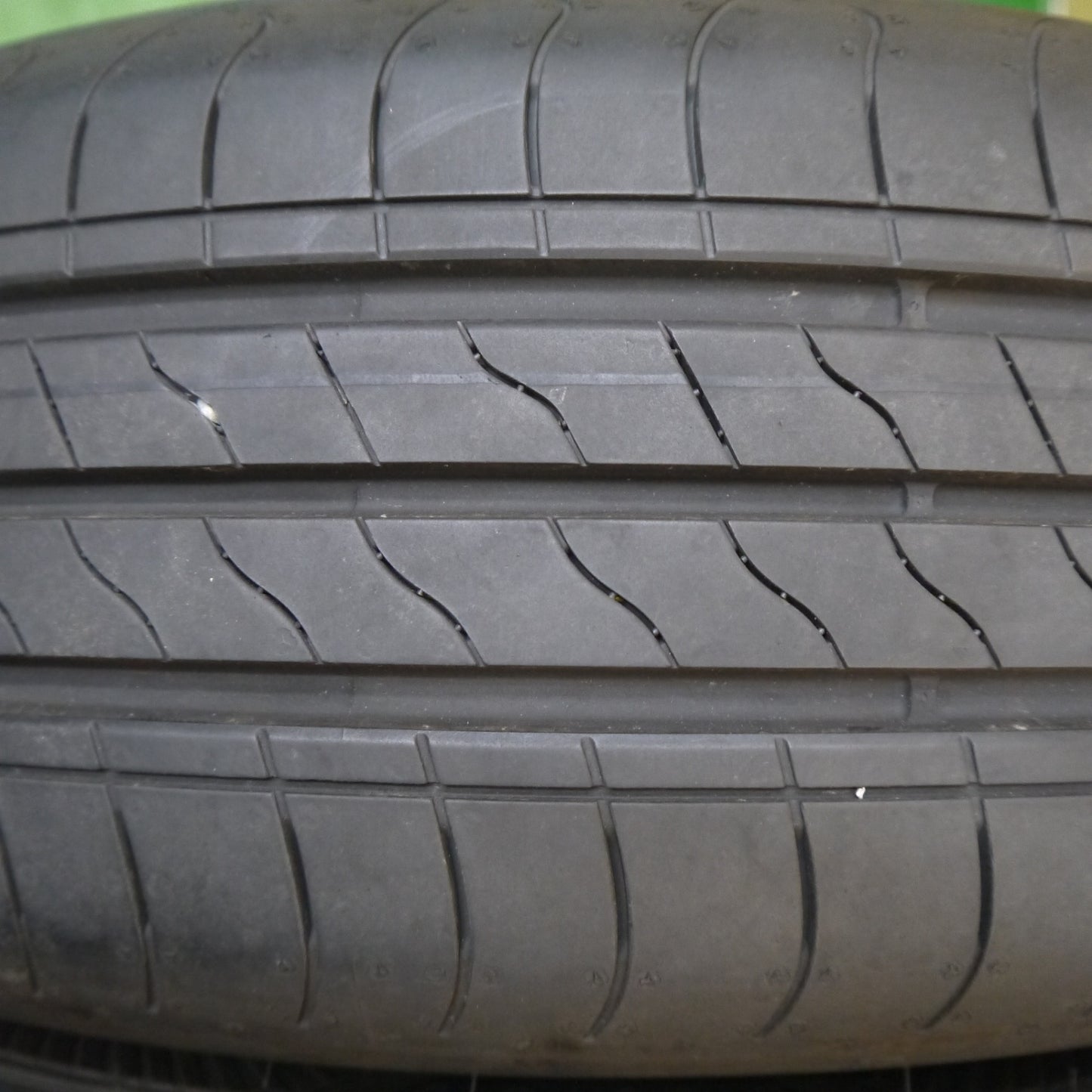 バリ溝！25年！9.5分★185/65R15 グッドイヤー EfficientGrip Performance2 パフォーマンス2 15インチ アクア フリード デミオ 等★5121603Hノタ
