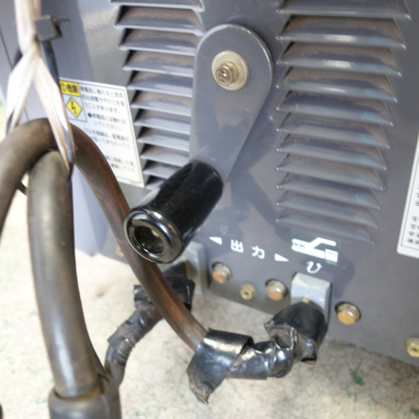 [送料無料] ☆ダイヘン 小形 交流 アーク 溶接機 200V BS250M-4 電撃防止装置内蔵 DAIHEN 現状品☆