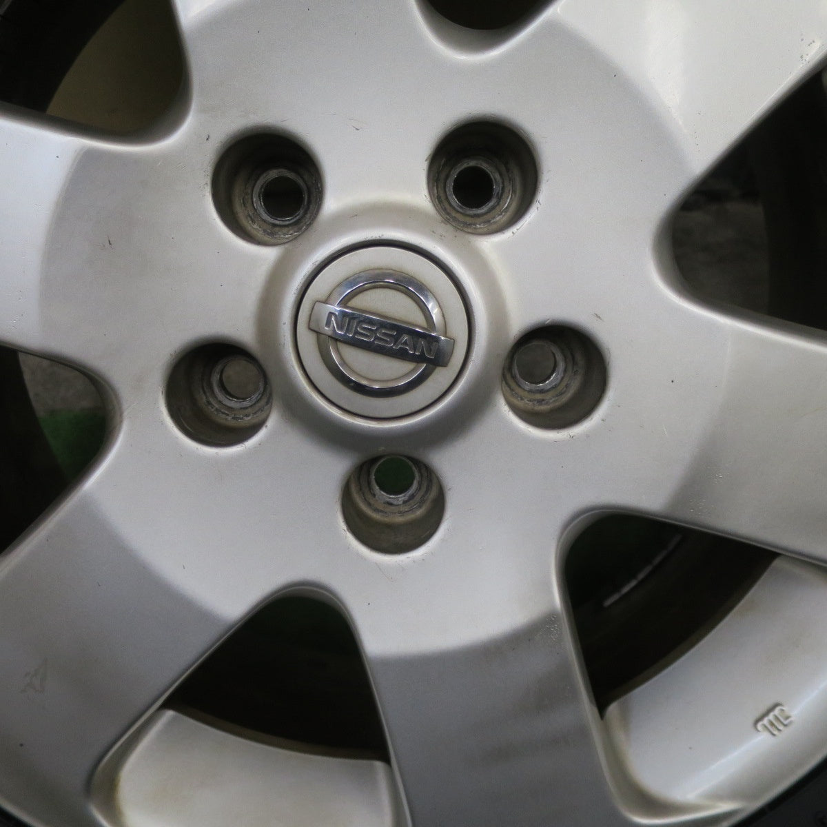 バリ溝！25年！9.5分★日産 C25 セレナ 純正 195/60R16 ダンロップ SYNCHRO WEATHER オールシーズン 16インチ PCD114.3/5H★6021402TTス