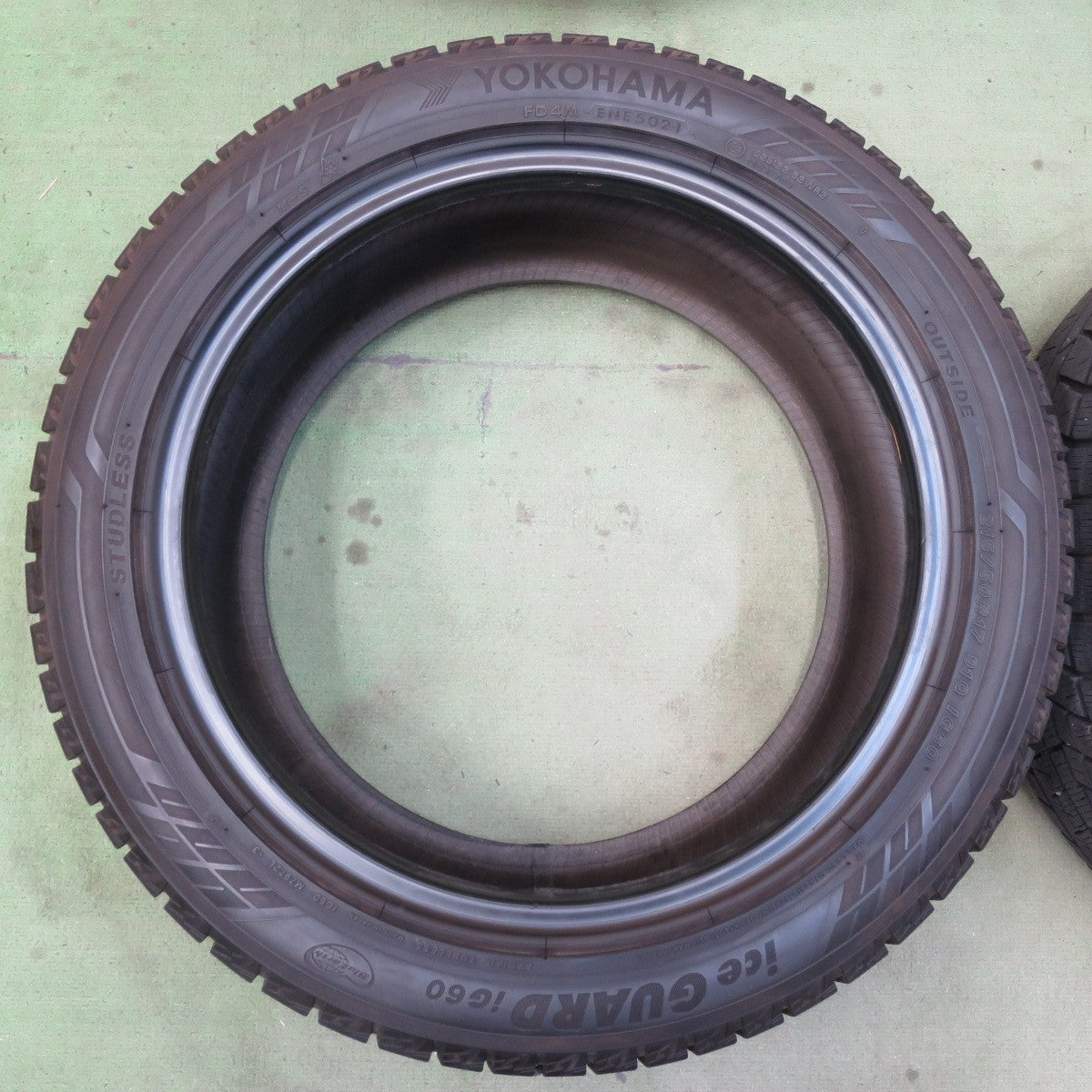 バリ溝！9.5分★スタッドレス 215/50R17 ヨコハマ アイスガード iG60 タイヤ 17インチ レヴォーグ プリウスα 等★6051602イスタ