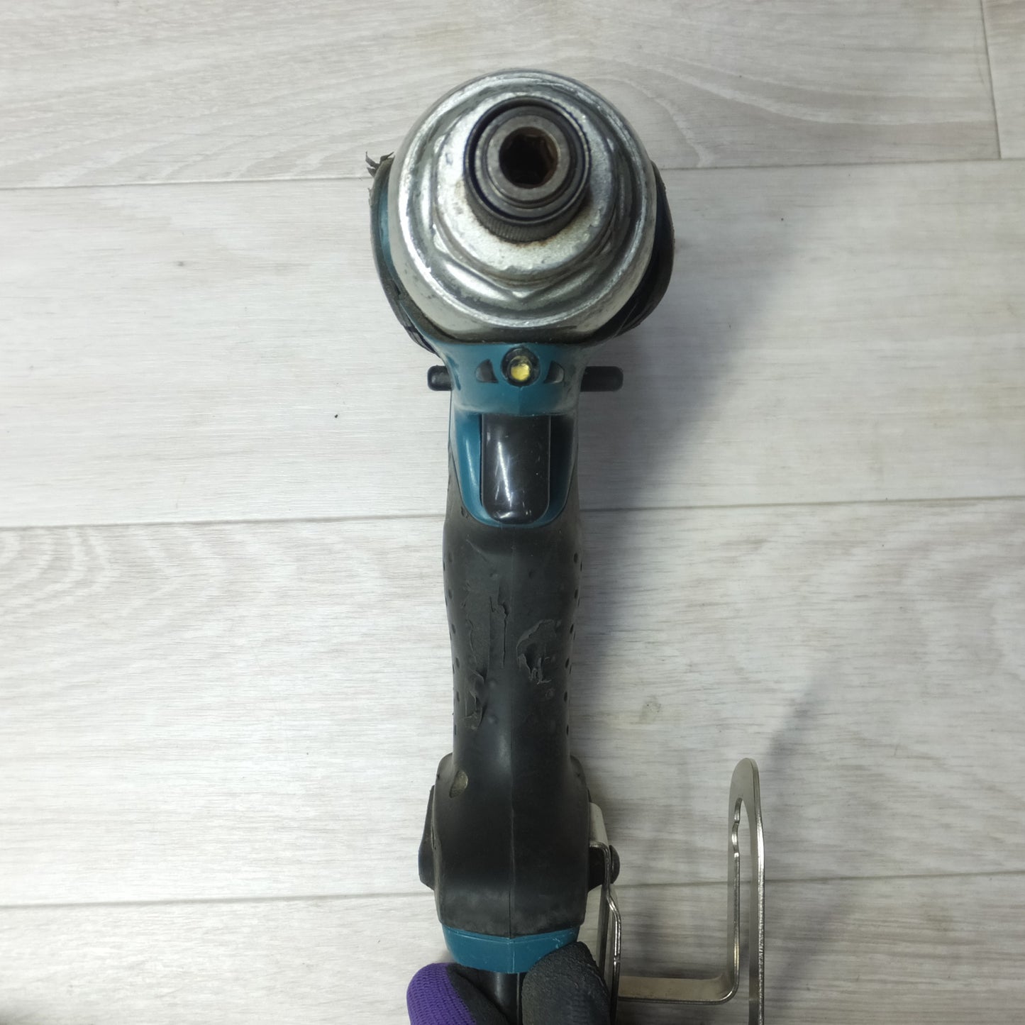 [送料無料] ◆makita マキタ インパクトドライバ 6955 コード式 電動工具 100V◆