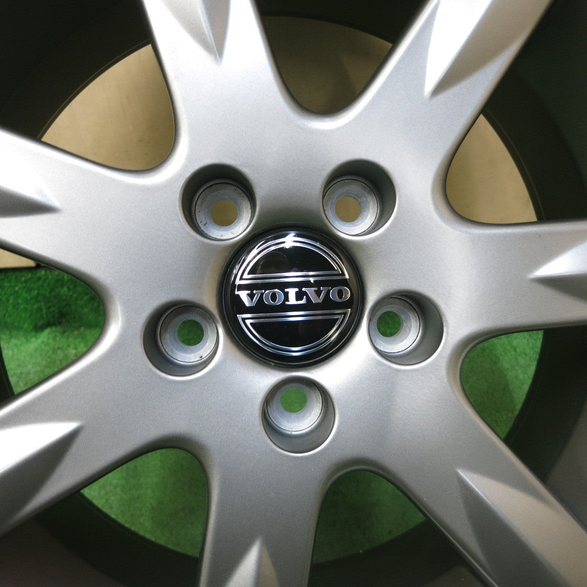 キレイ！1本★ボルボ 850R 純正 ホイール 17インチ 7J×17 VOLVO PCD108/5H★5101506ナホ