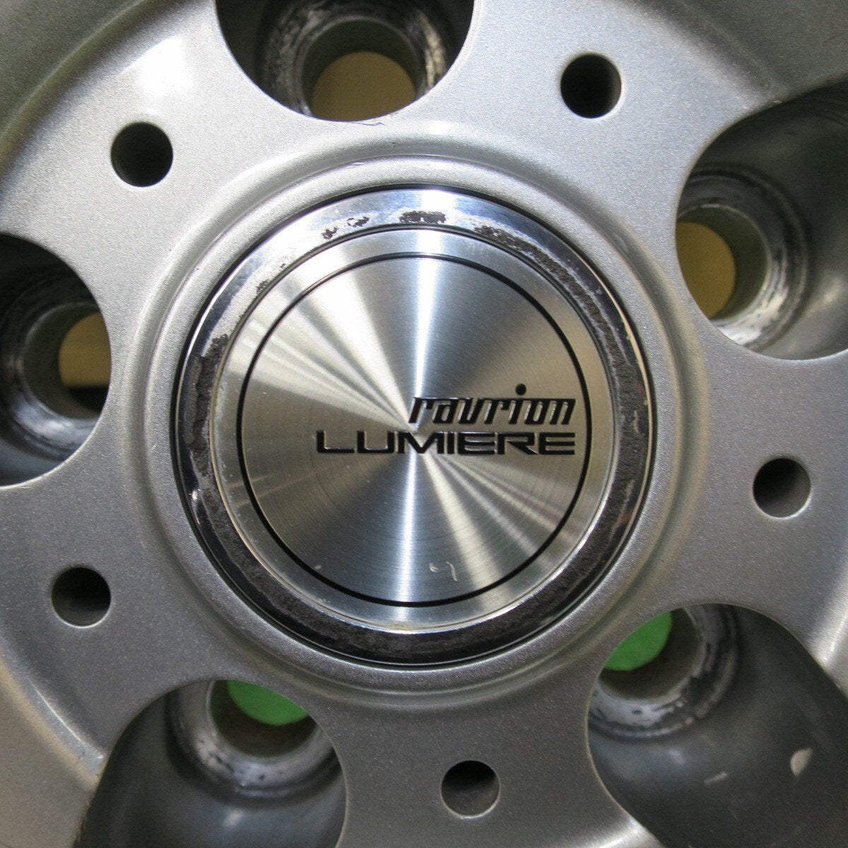 4本価格★スタッドレス 235/45R18 ブリヂストン ブリザック VRX2 ravrion TRD ラブリオン 18インチ PCD114.3/5H★5021508イス