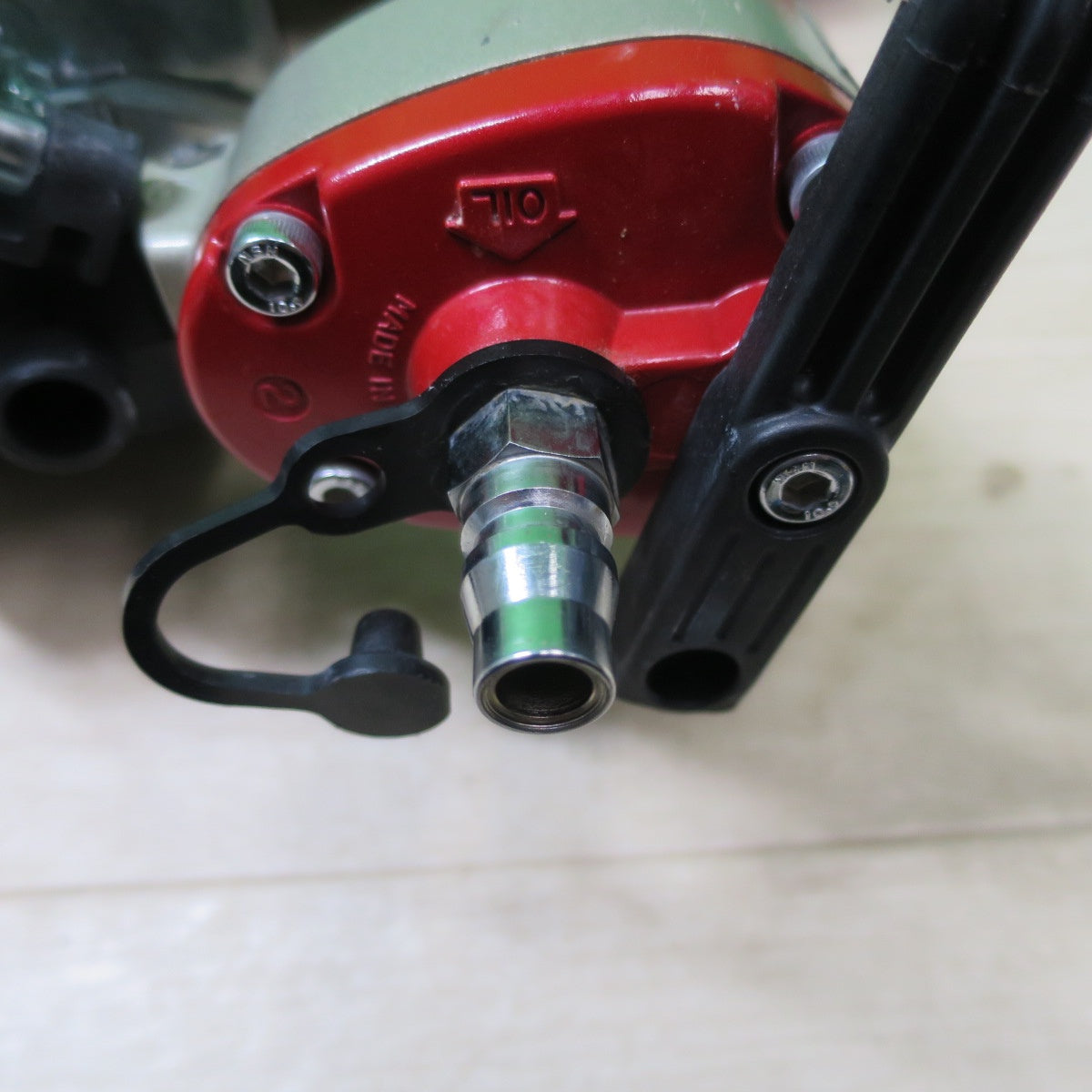 [送料無料] キレイ☆MAX 常圧 コイル ネイラ CN-450 エアー ツール 工具 50mm 釘打機 釘打ち機 ネイル マックス ①☆