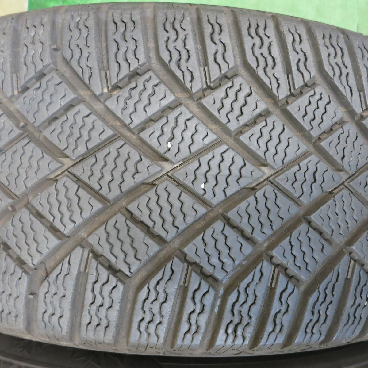 キレイ◎ベンツ 等 EuroPremium Werner 235/60R18 スタッドレス コンチネンタル バイキングコンタクト7 ユーロプレミアム ヴェルナー 18インチ PCD112/5H◎6061413HAス