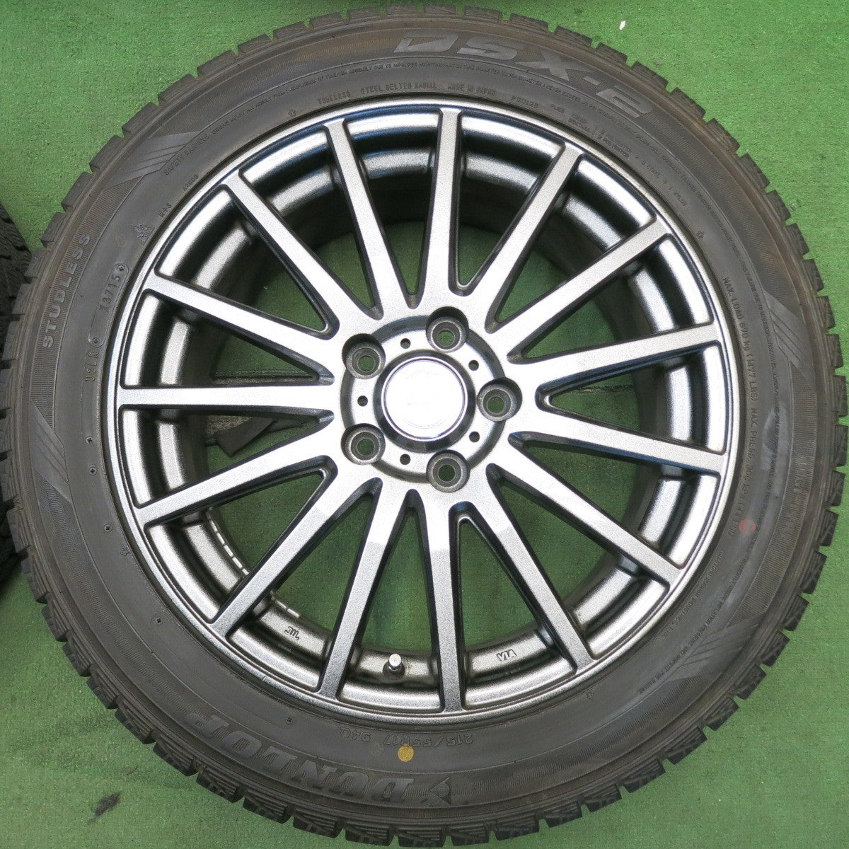 バリ溝！キレイ！9.5分◎スタッドレス 215/55R17 ダンロップ DSX-2 SEIN RACING S ザイン レーシング 17インチ PCD114.3/5H◎6080603HAス