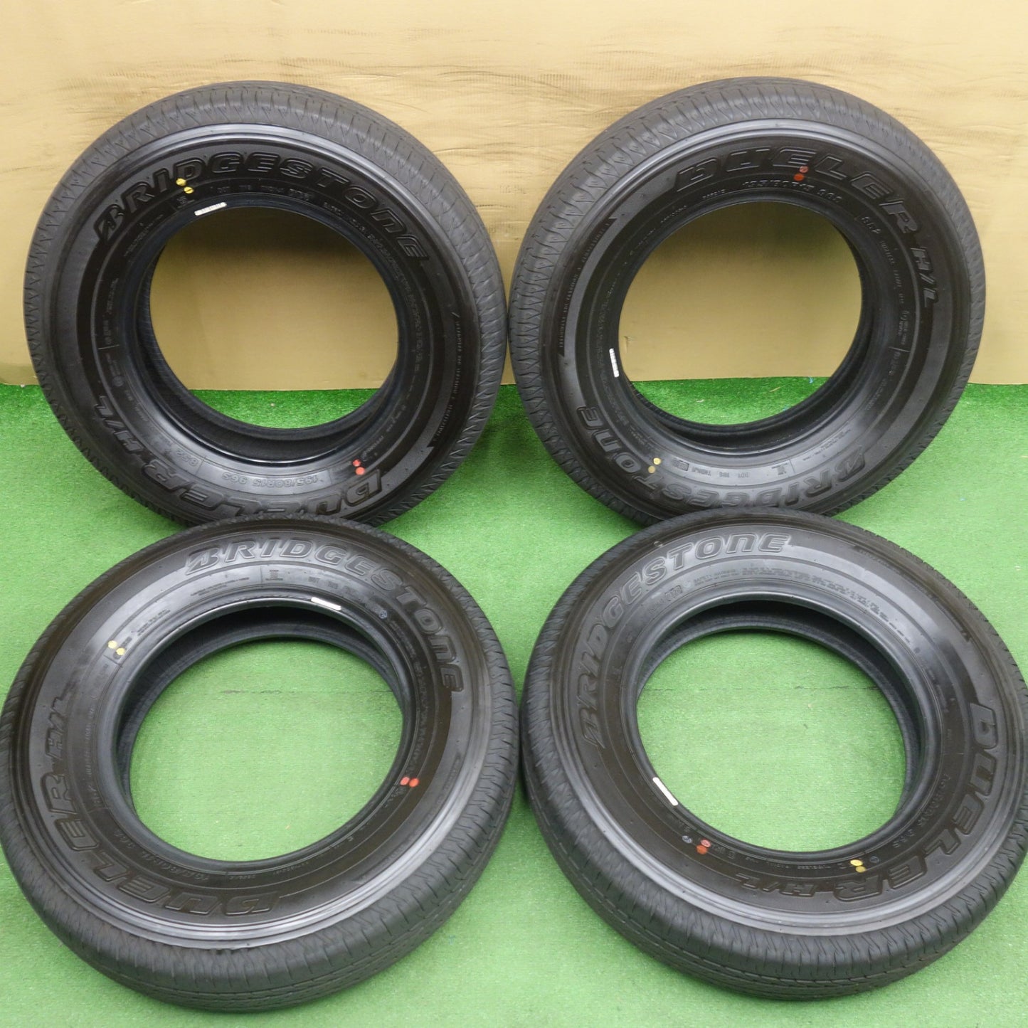 新車外し！26年◎195/80R15 ブリヂストン デューラー H/L 852 DUELER タイヤ 15インチ ジムニーシエラ ジムニーノマド 等◎6081004KTノタ