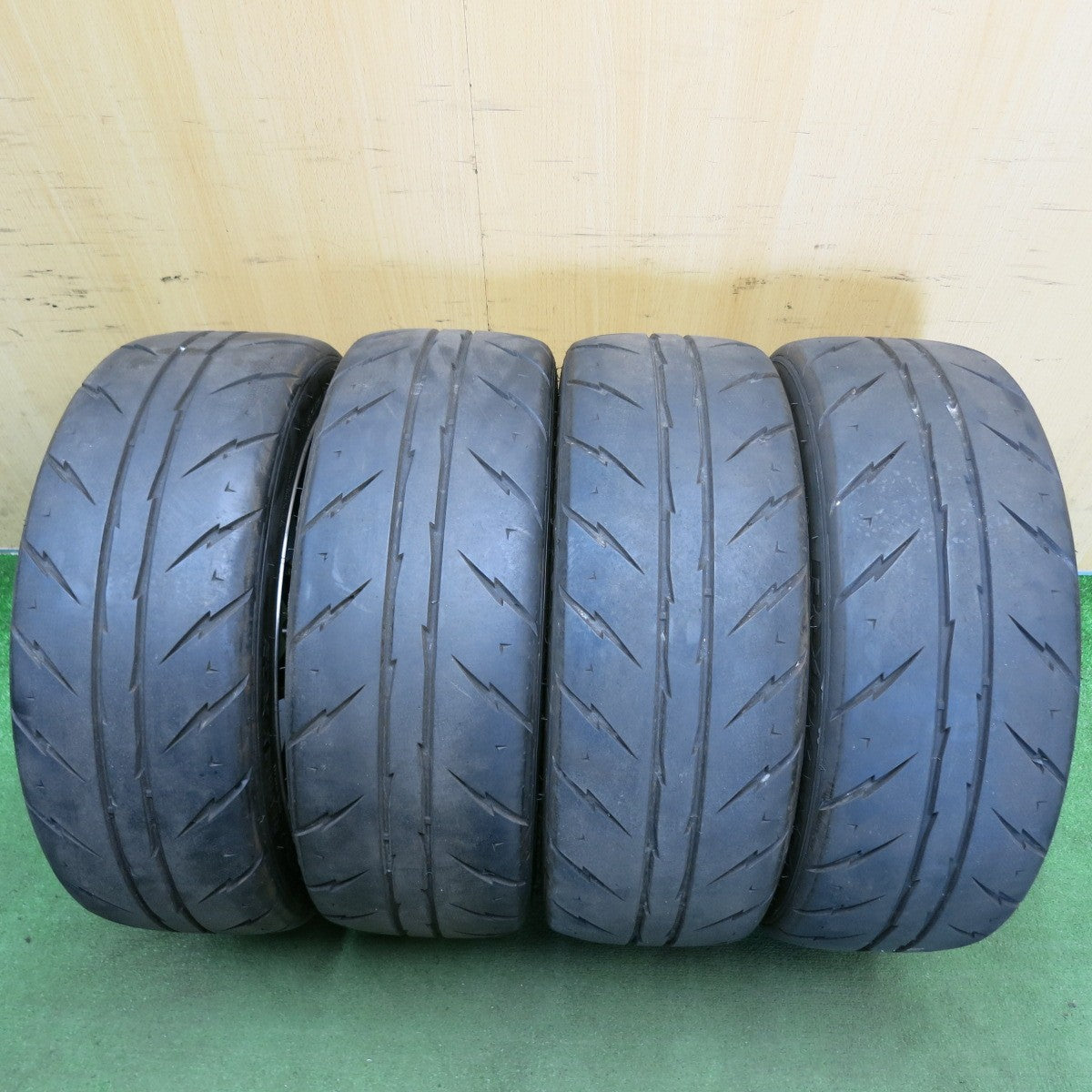 キレイ！24年◎86 BRZ 等 WORK EMOTION 11R 225/40R18 シバタ REVIMAX R23 ワーク エモーション 18インチ PCD100/5H◎6061804HAノ