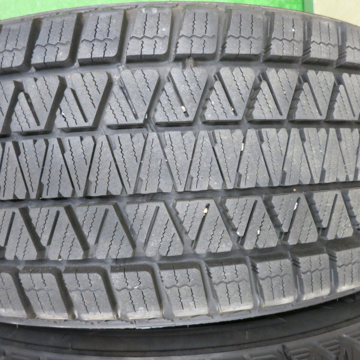 バリ溝！21年！キレイ！9分★スタッドレス 225/65R17 ブリヂストン ブリザック DM-V3 BALMINUM バルミナ 17インチ PCD114.3/5H★5012002TNス