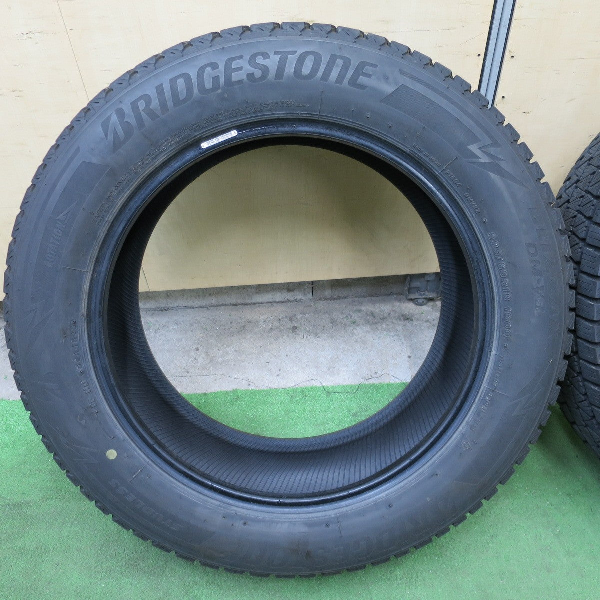 2本価格！23年★スタッドレス 225/60R18 ブリヂストン ブリザック DM-V3 タイヤ 18インチ レクサス NX ハリアー RAV4 等★6020902ナスタ