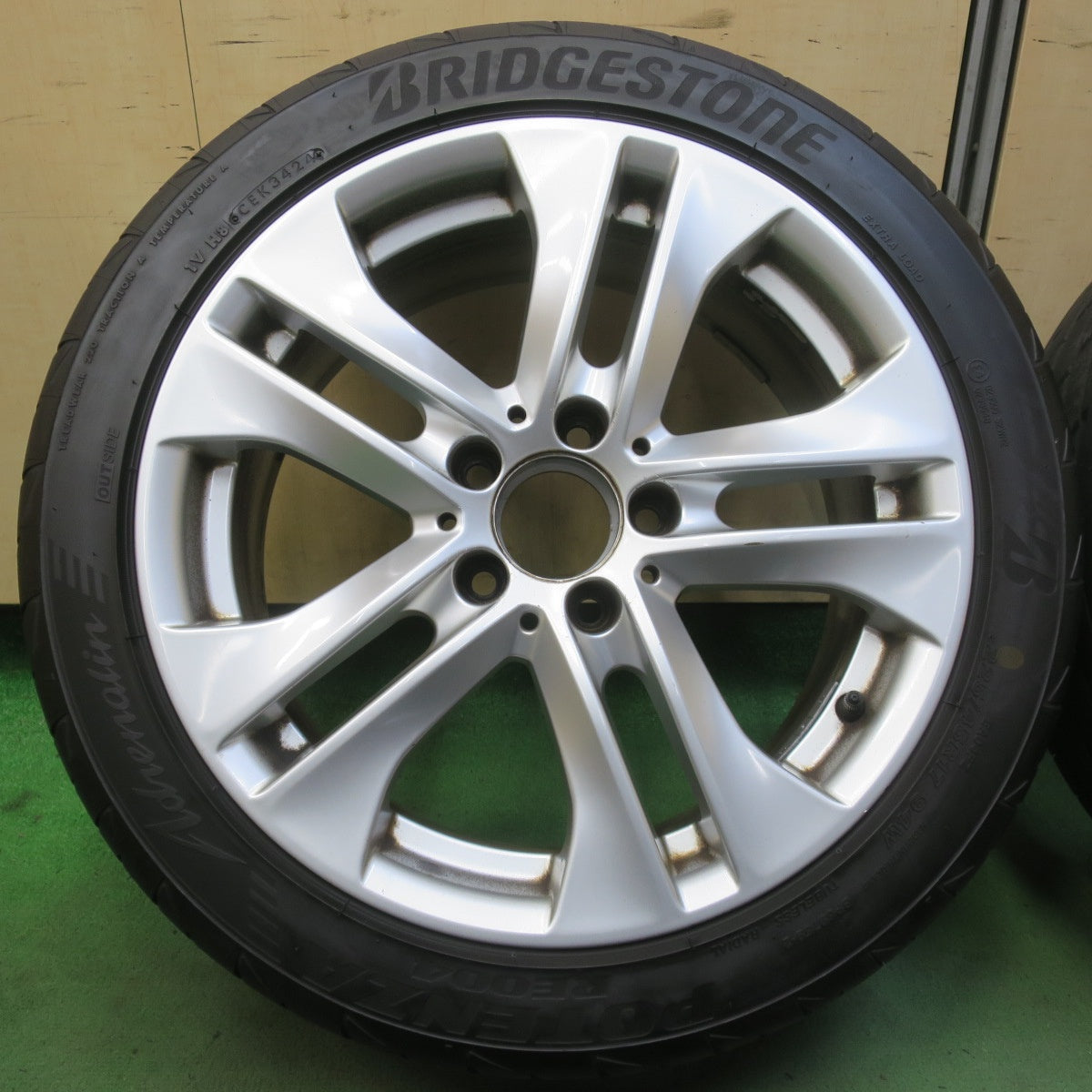 バリ溝！24年！9.5分★ベンツ W204 Cクラス 純正 225/45R17 ブリヂストン ポテンザ RE004 17インチ PCD112/5H★6052804イノ